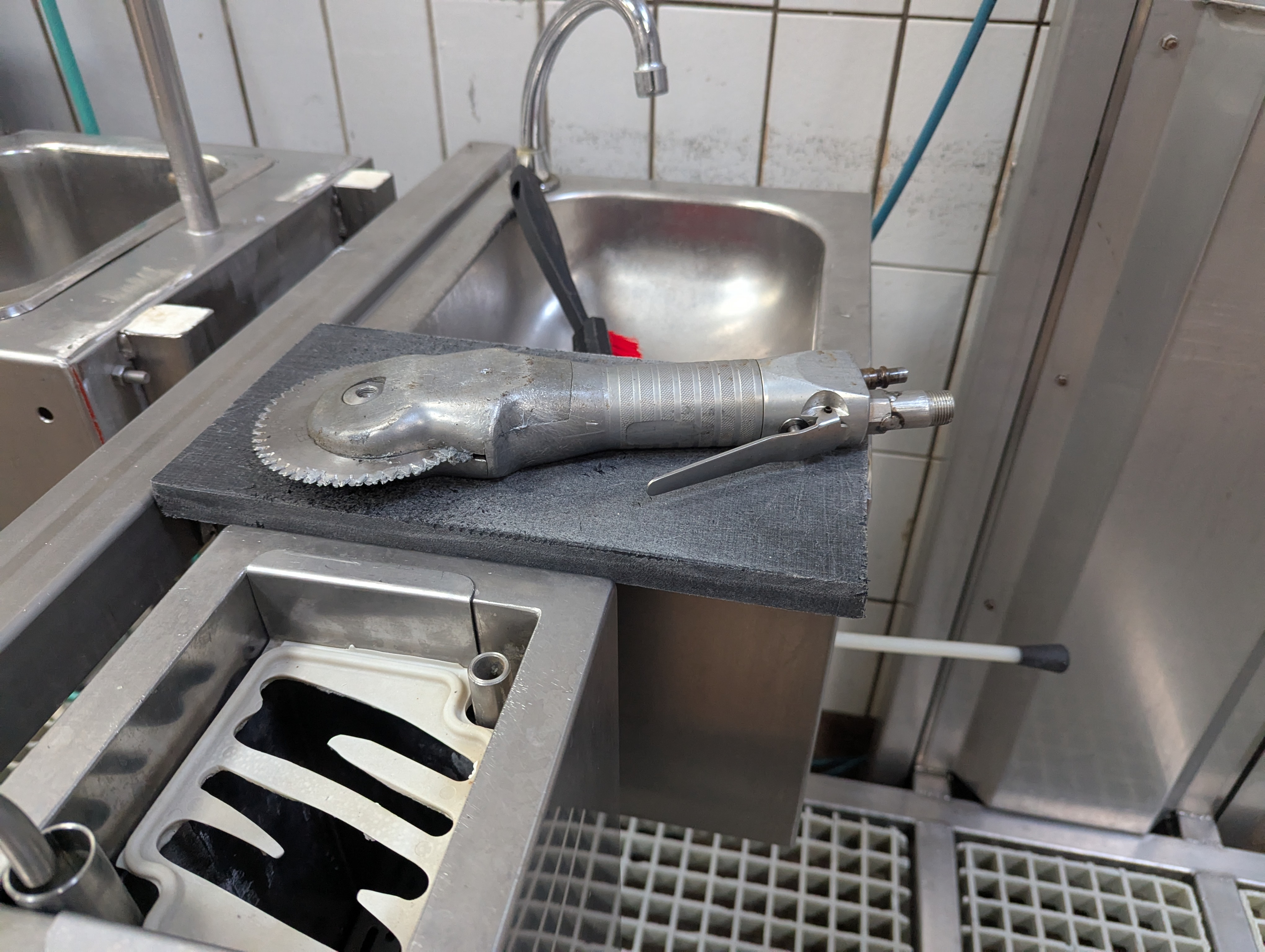 Used Sheep and cattle slaughterline