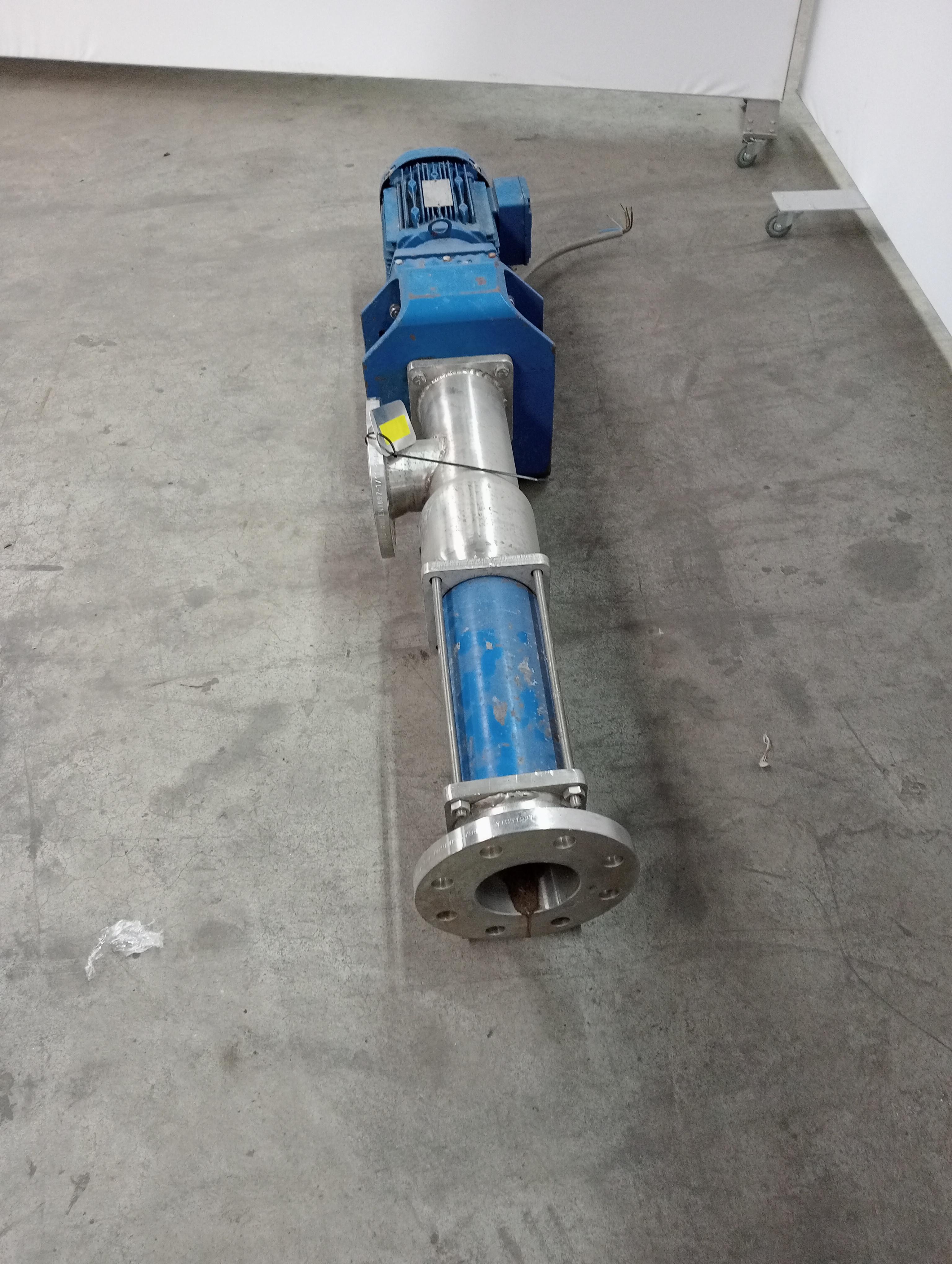 Used Displacement pump