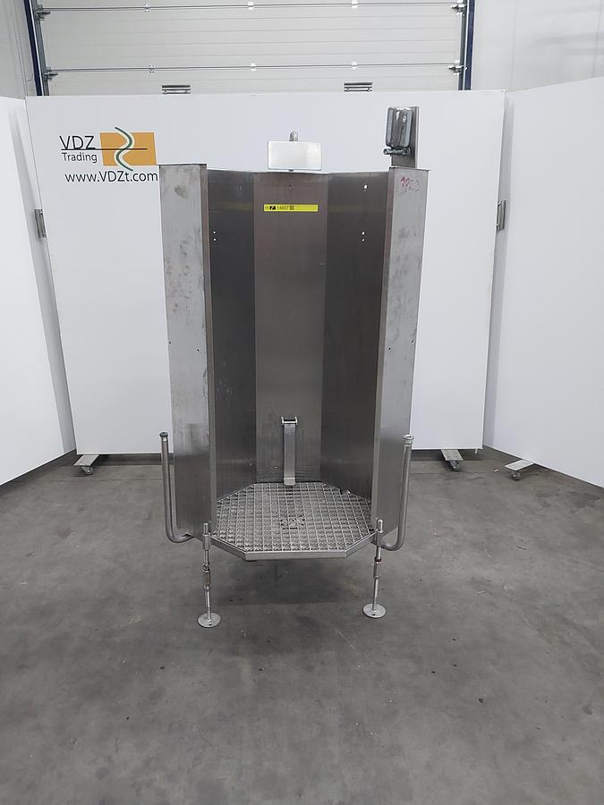 Used Apron washer