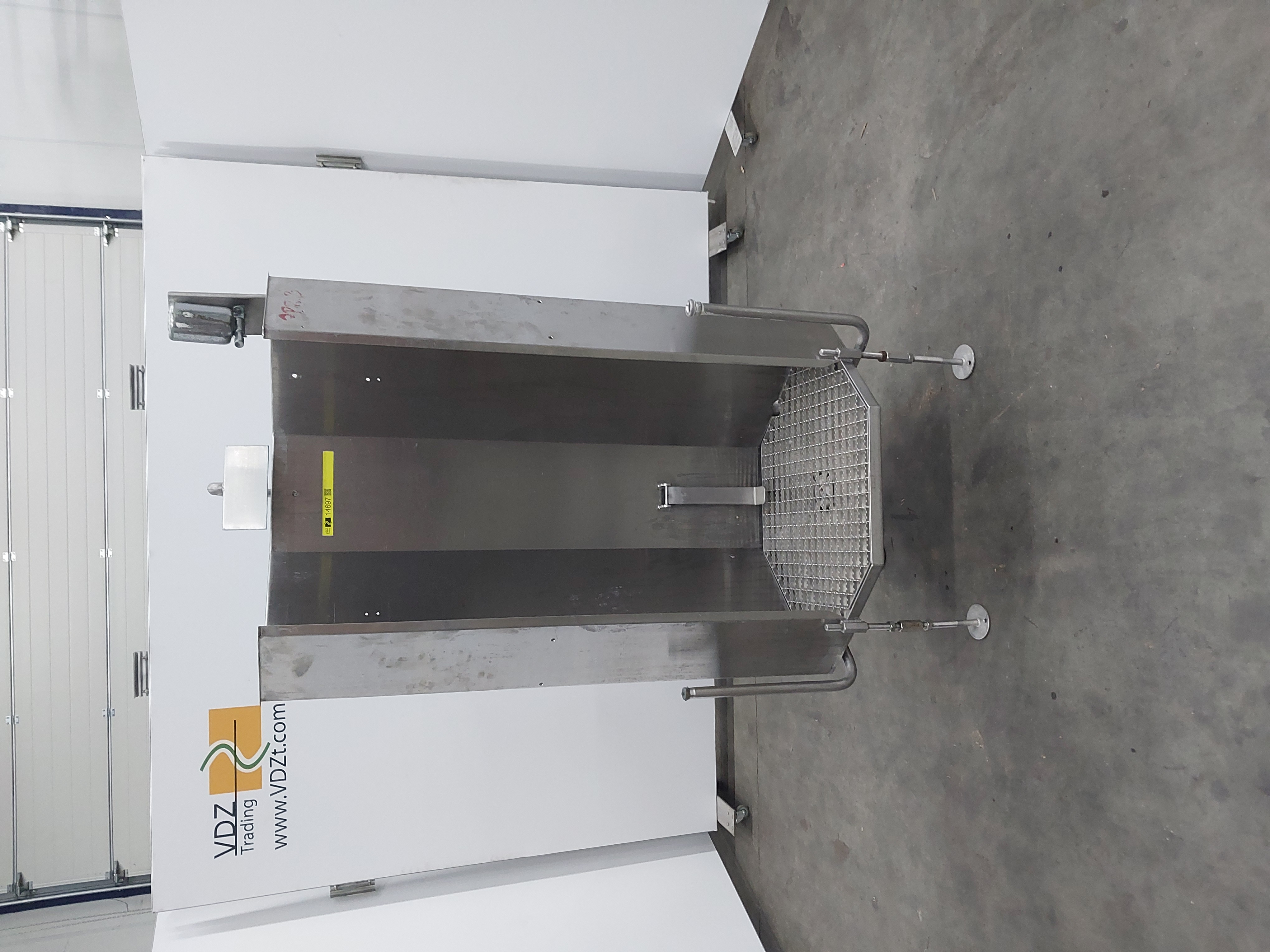Used Apron washer