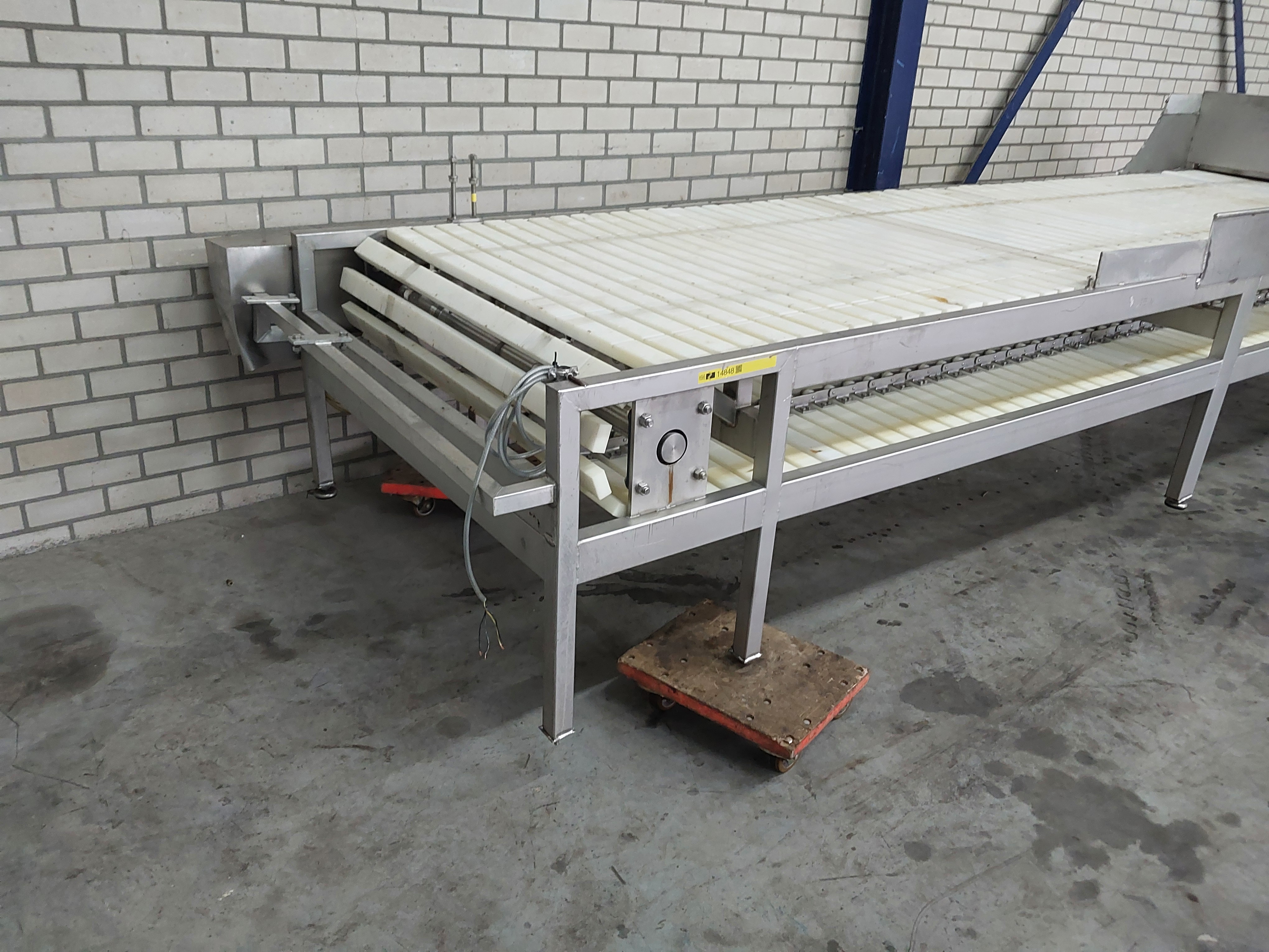 Used Gambrelling - Rehanging table