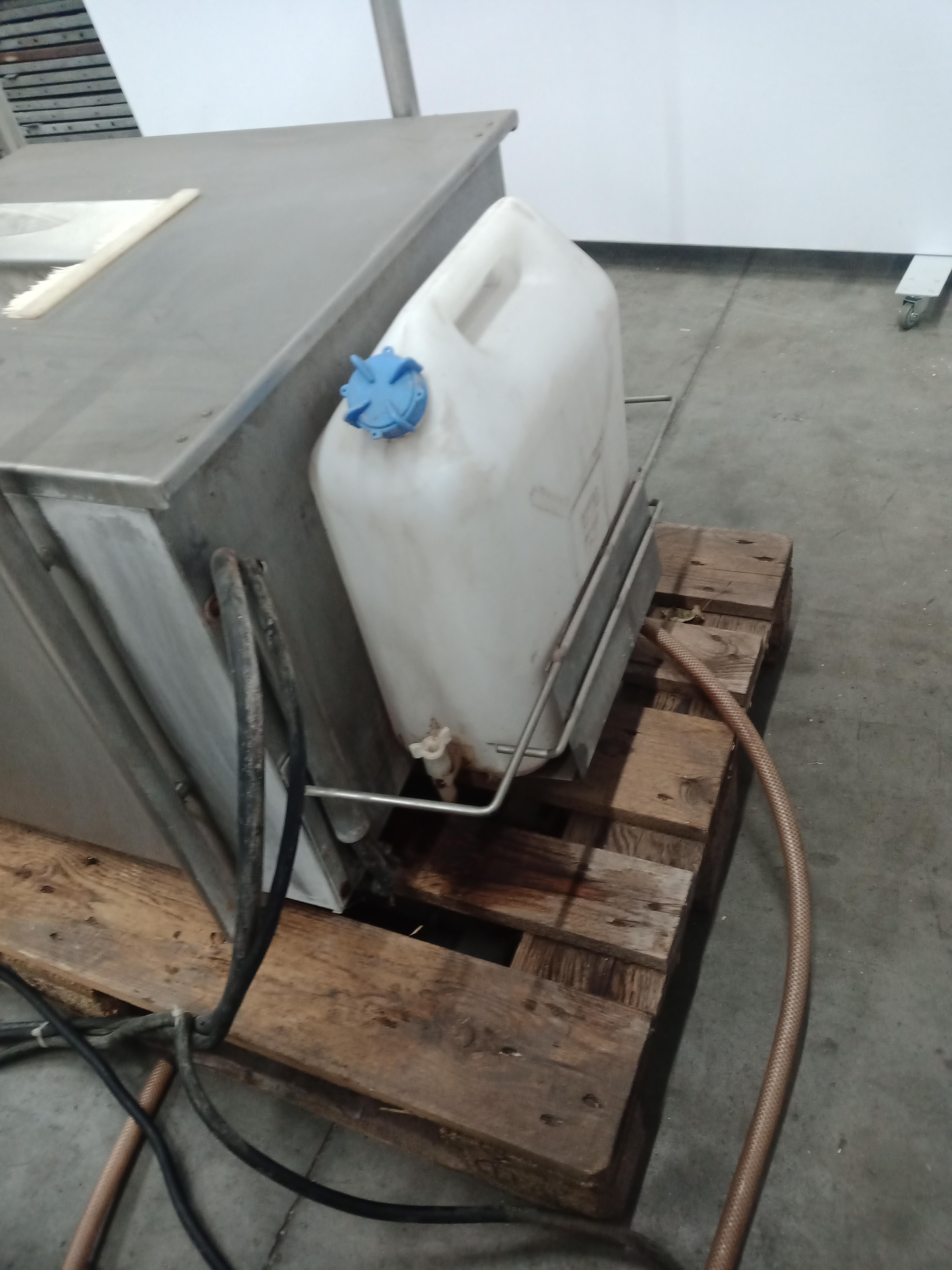 Used Boot washer