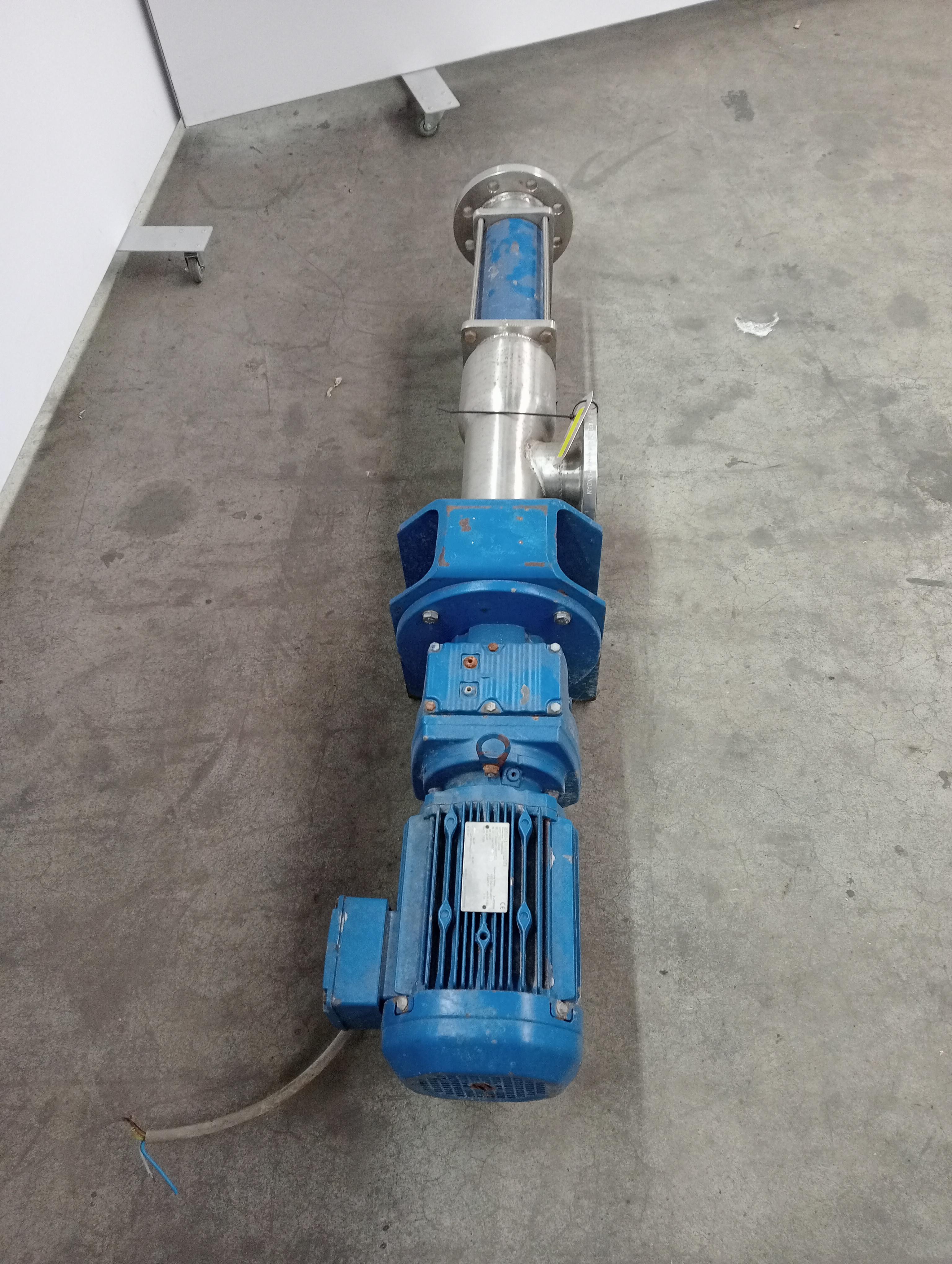 Used Displacement pump