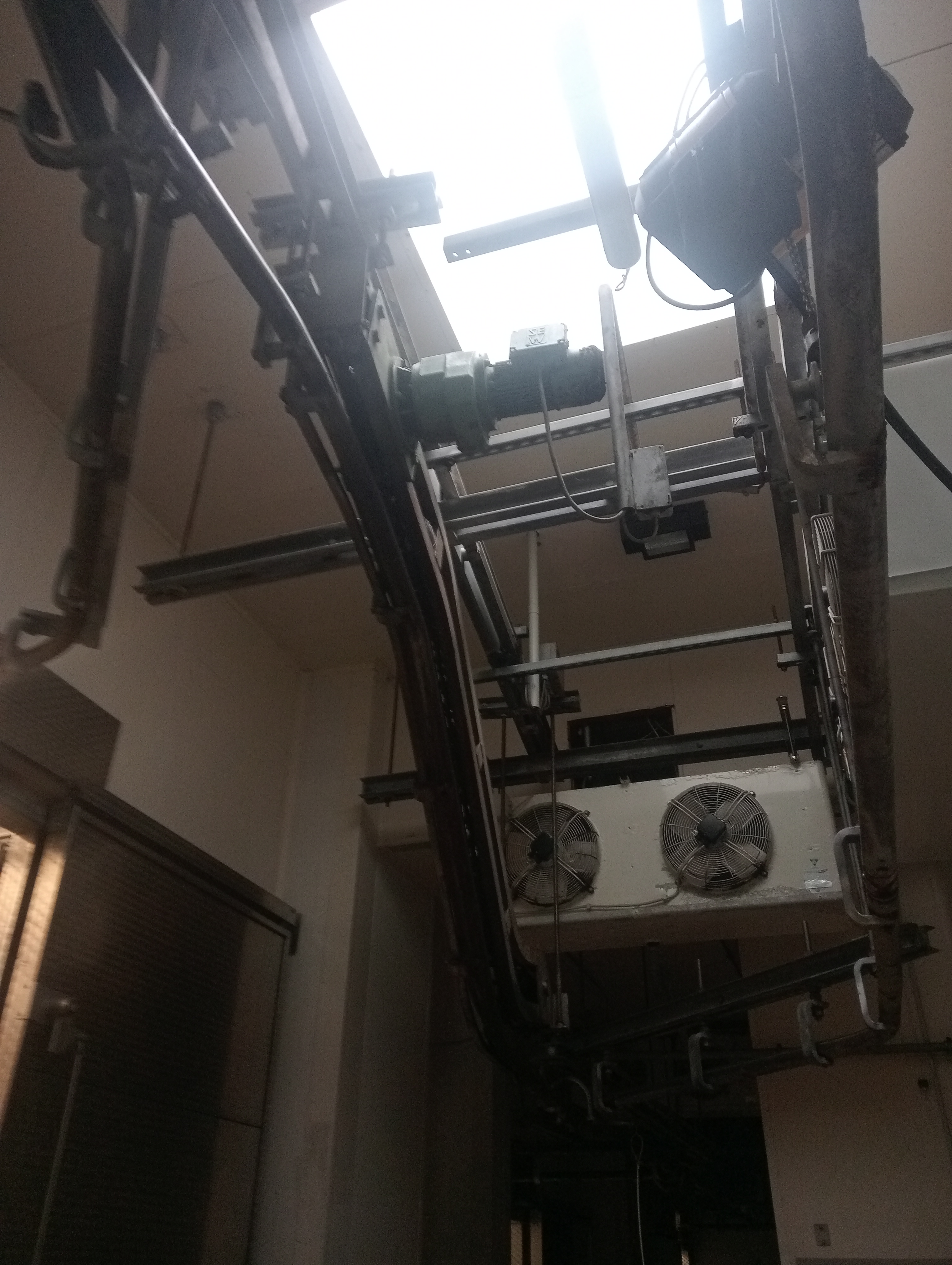 Used Conveyor lift