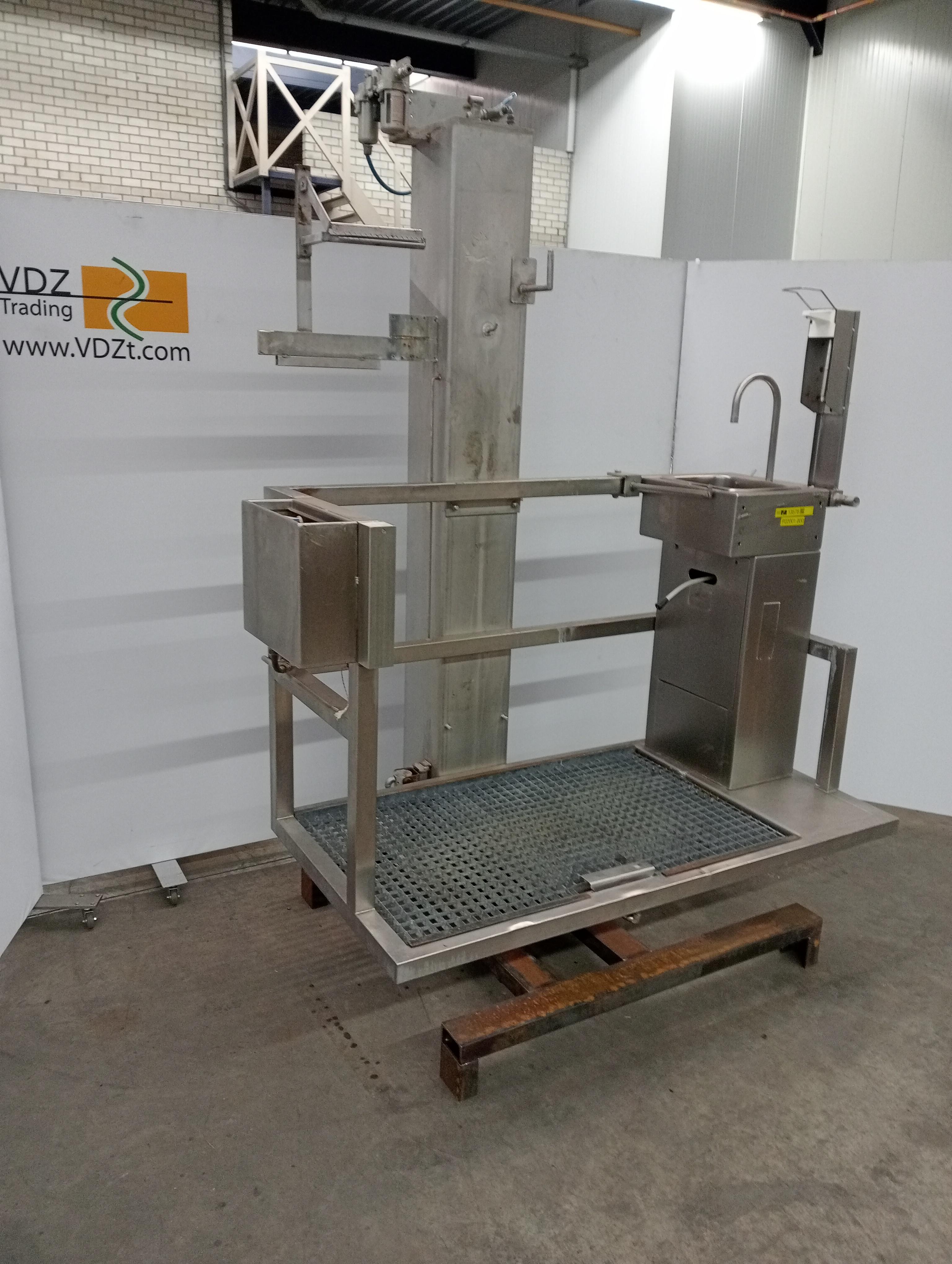 Used Movable platform