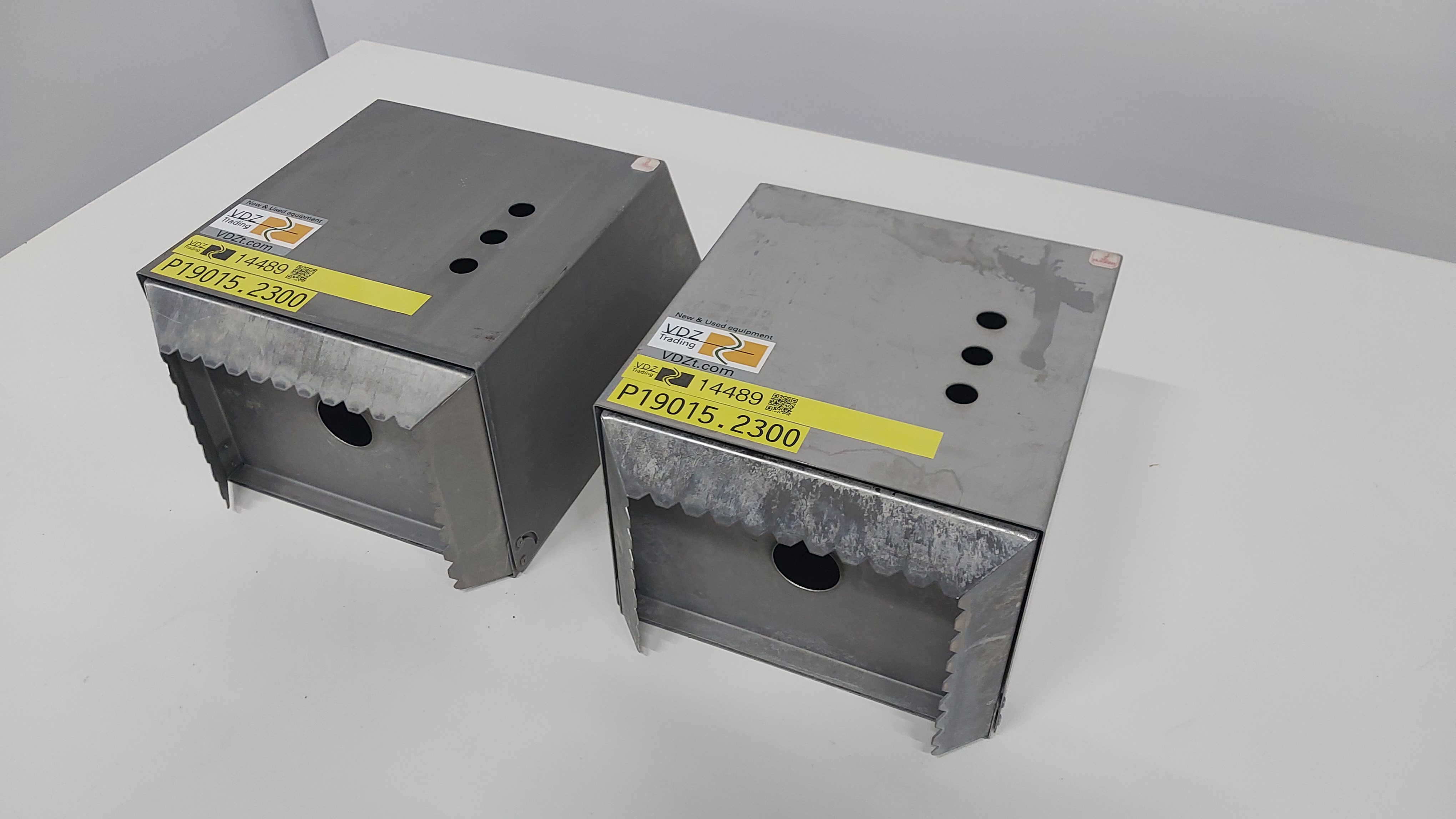 Used Paper roll holder