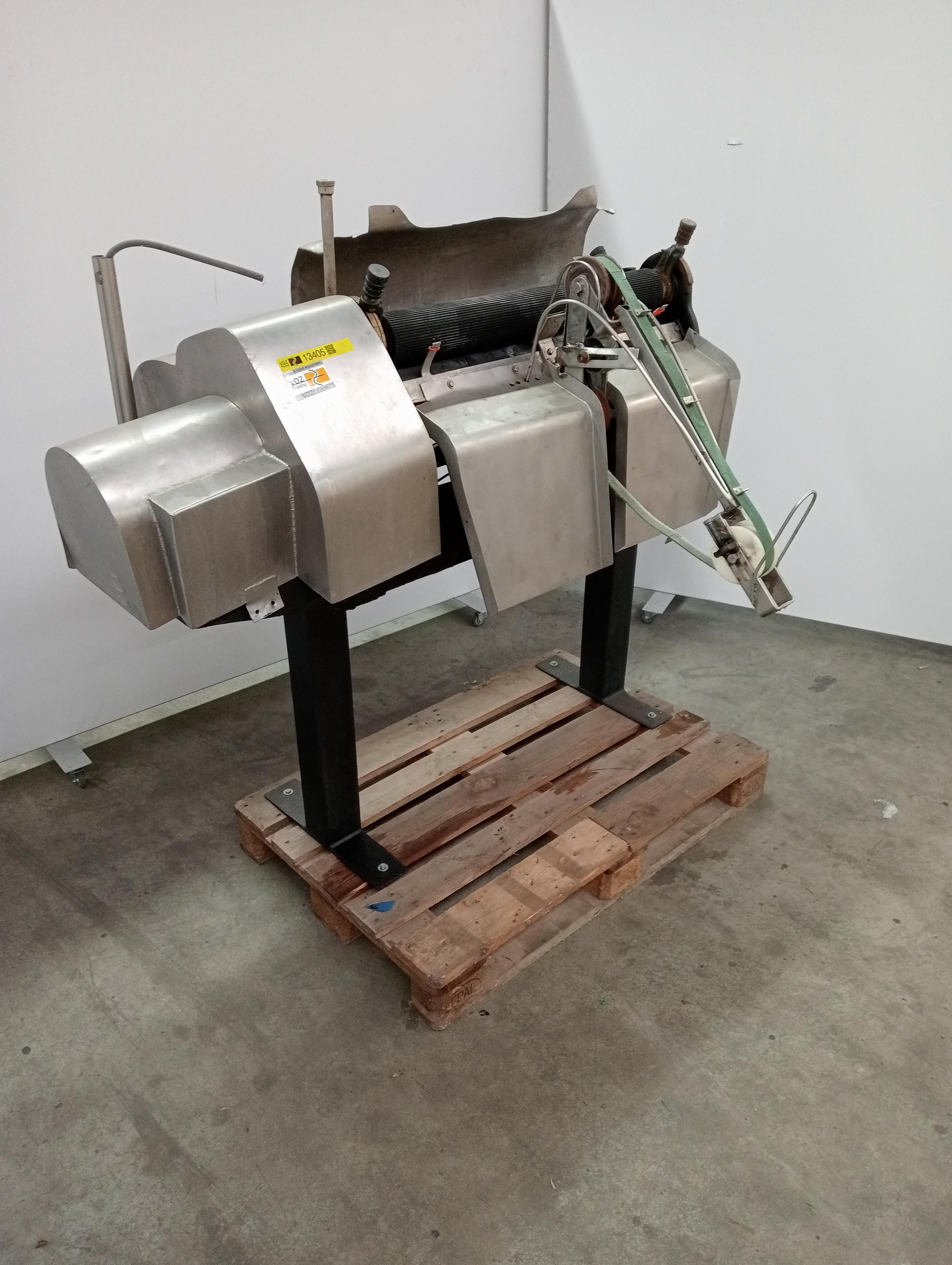 Used Intestine - Casing cleaning line