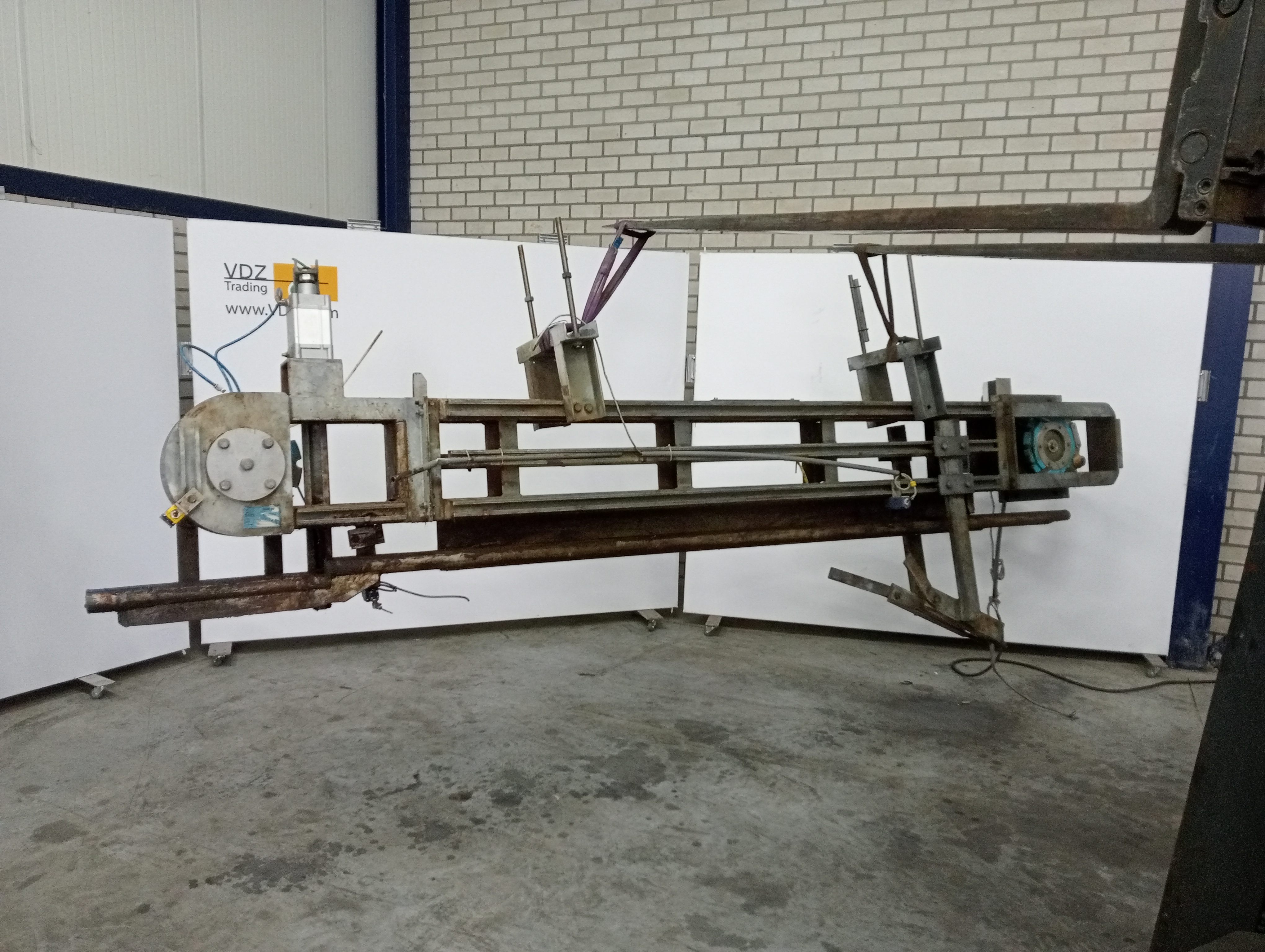 Used Conveyor with dropper