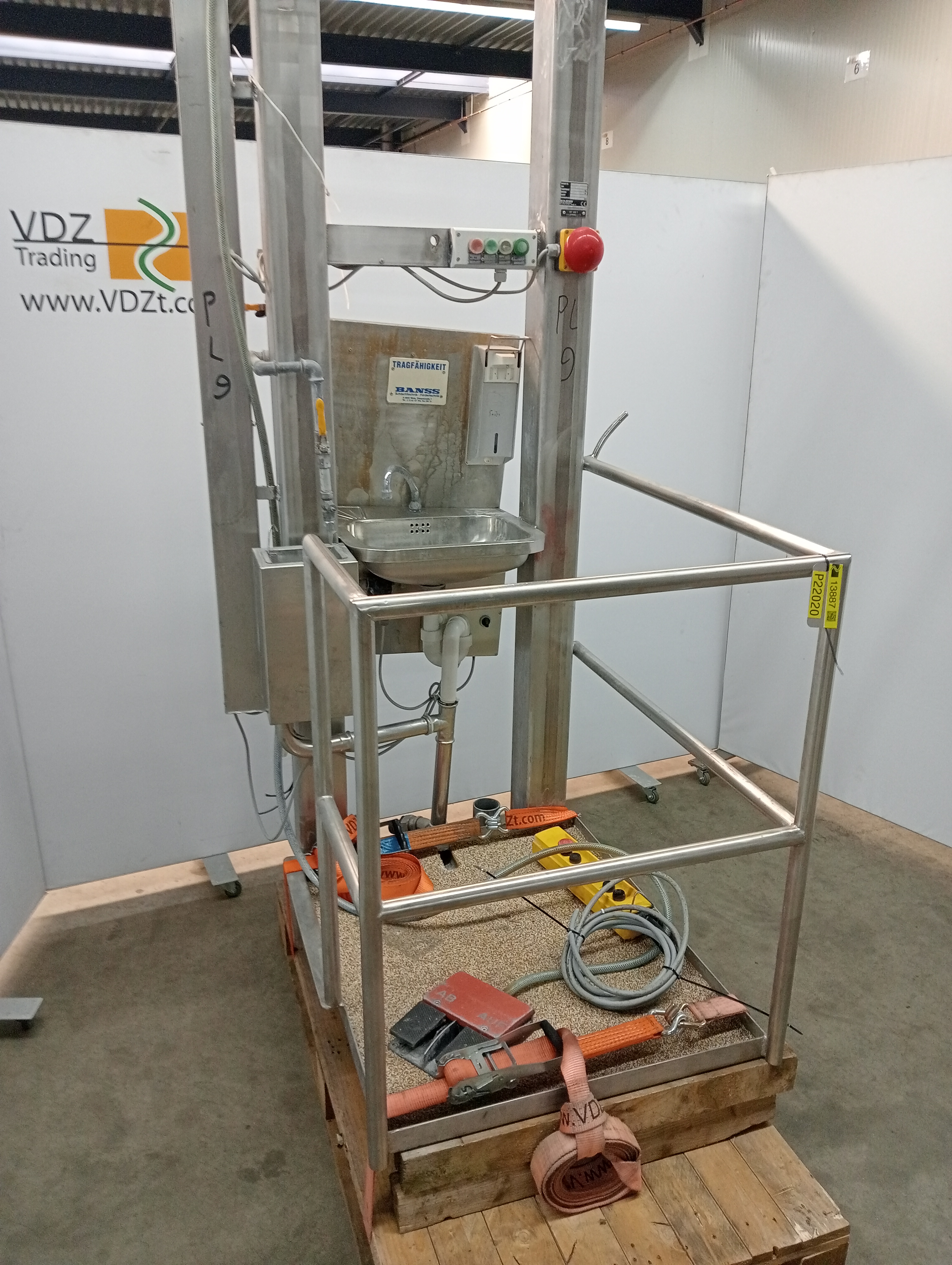 Used Platforms dehider