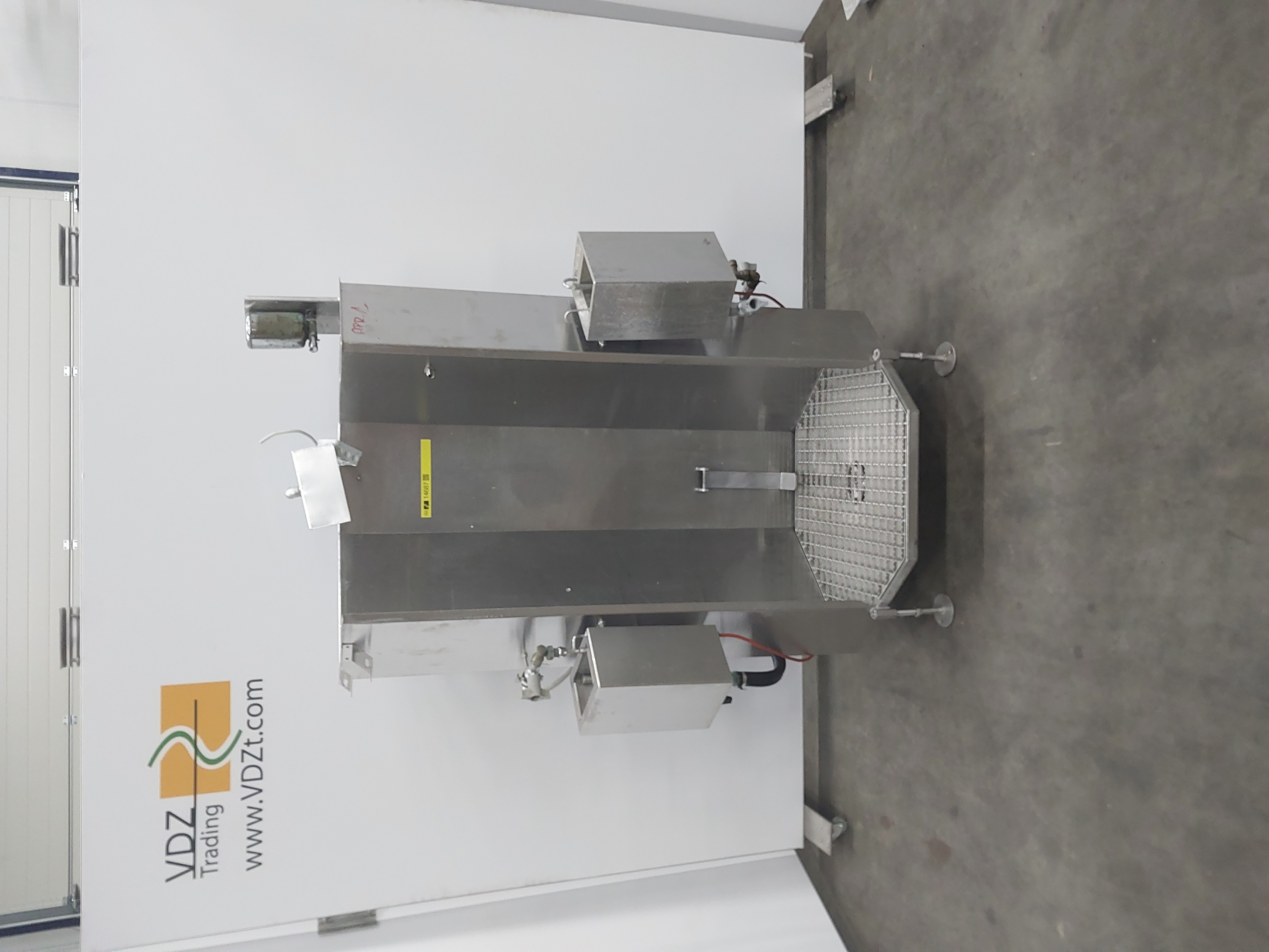Used Apron washer