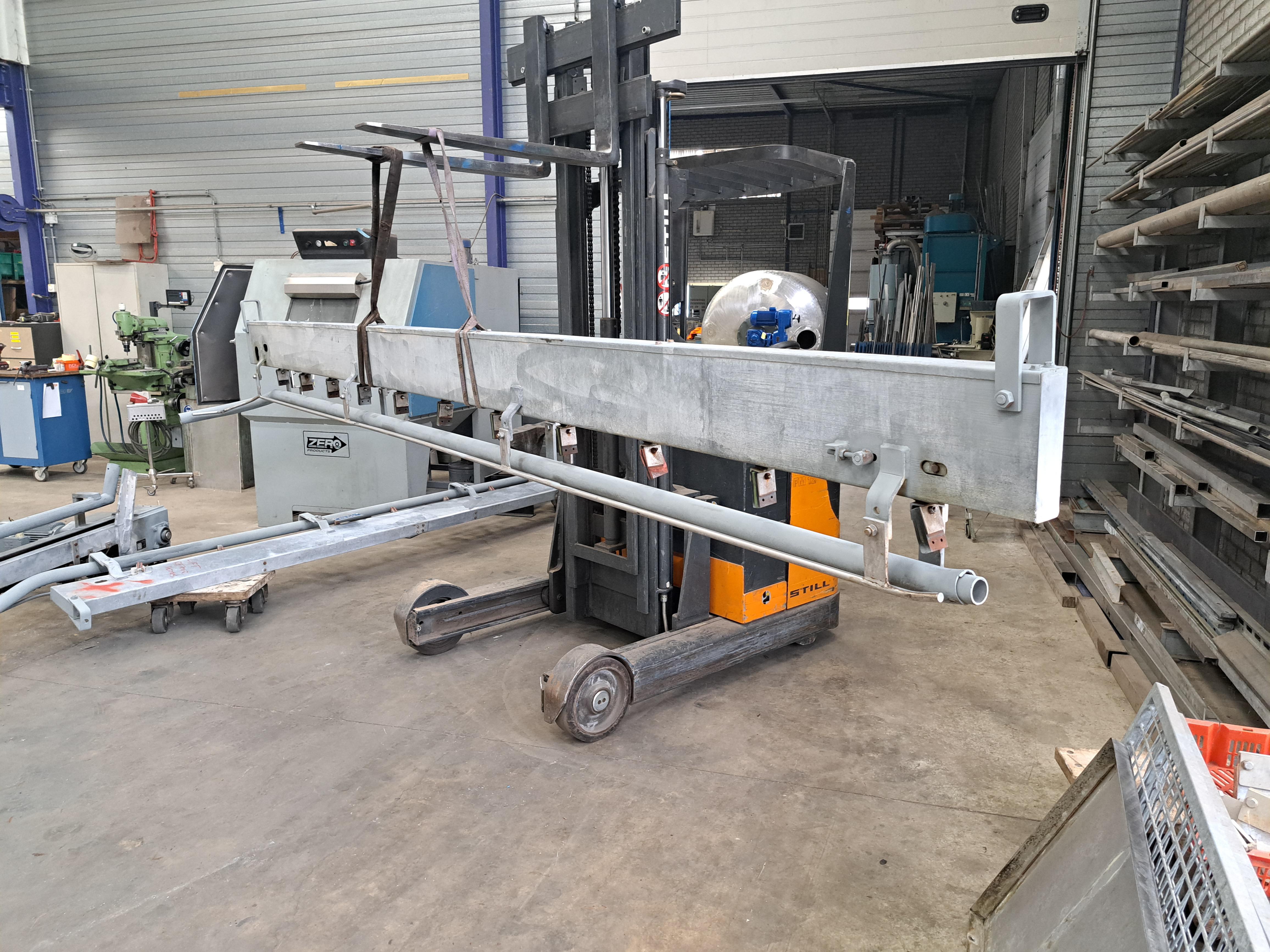 Used Empty hook lowering conveyor