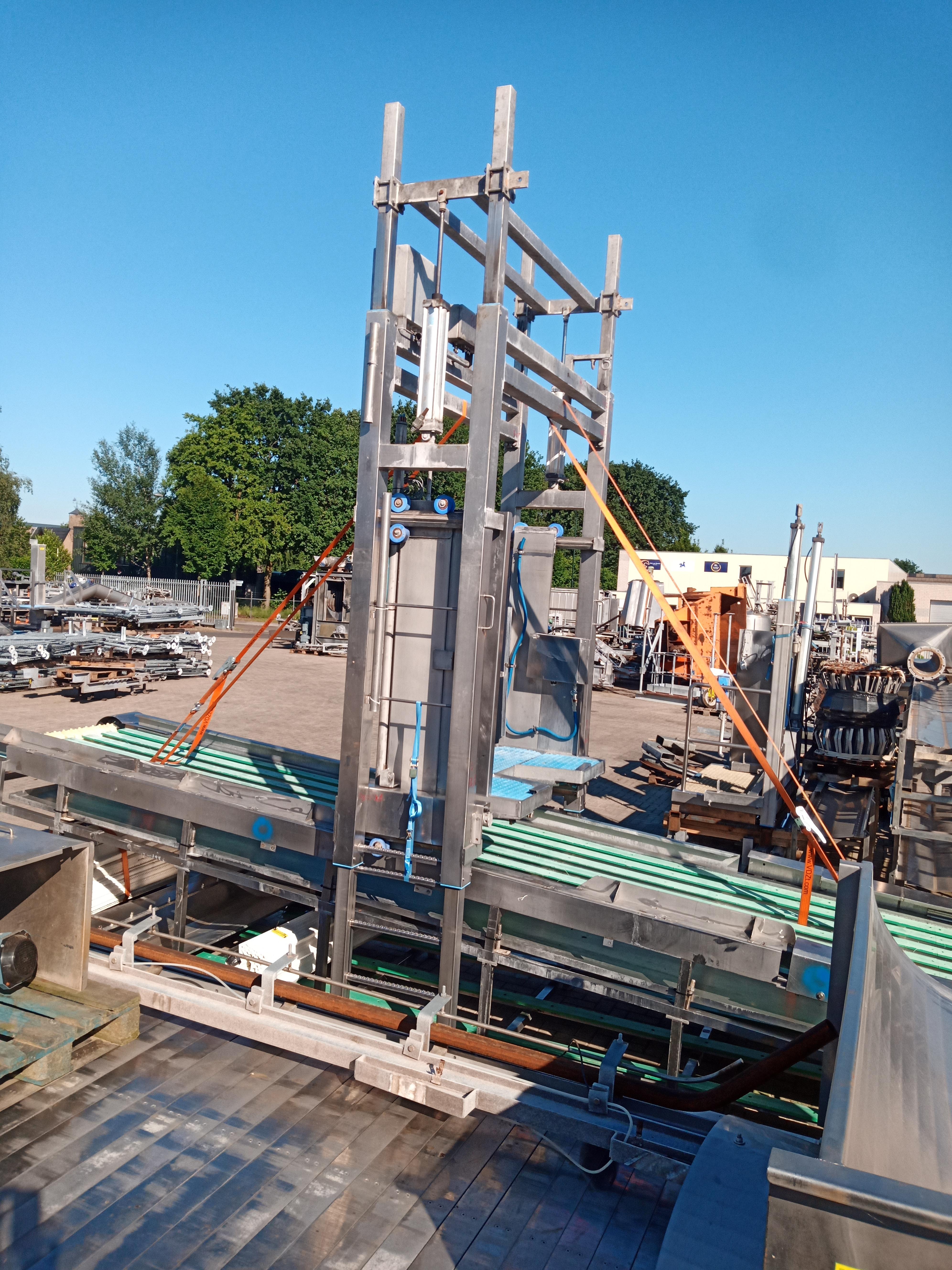 Used Paunch platform