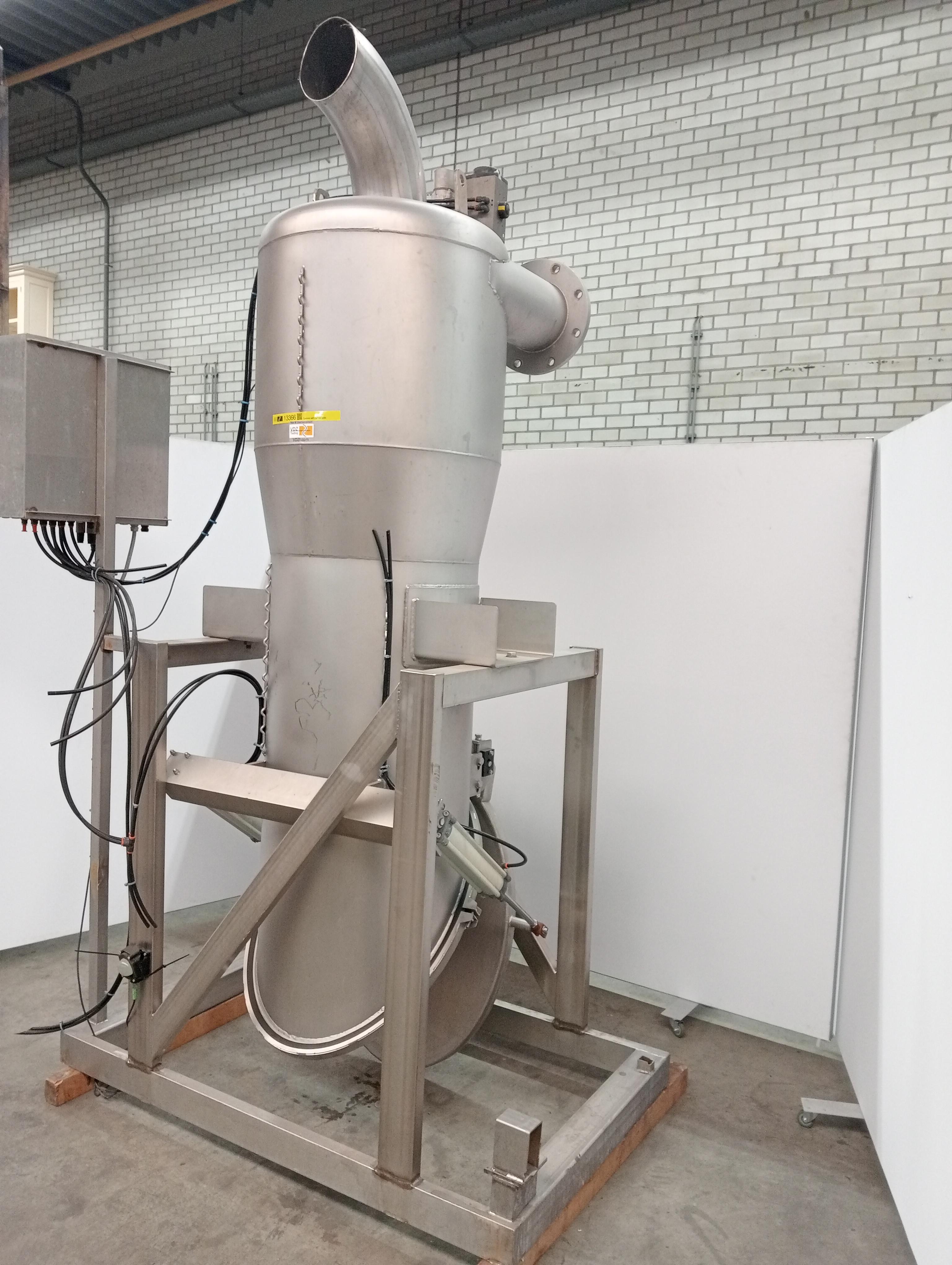 Used Cyclone with ejector gate