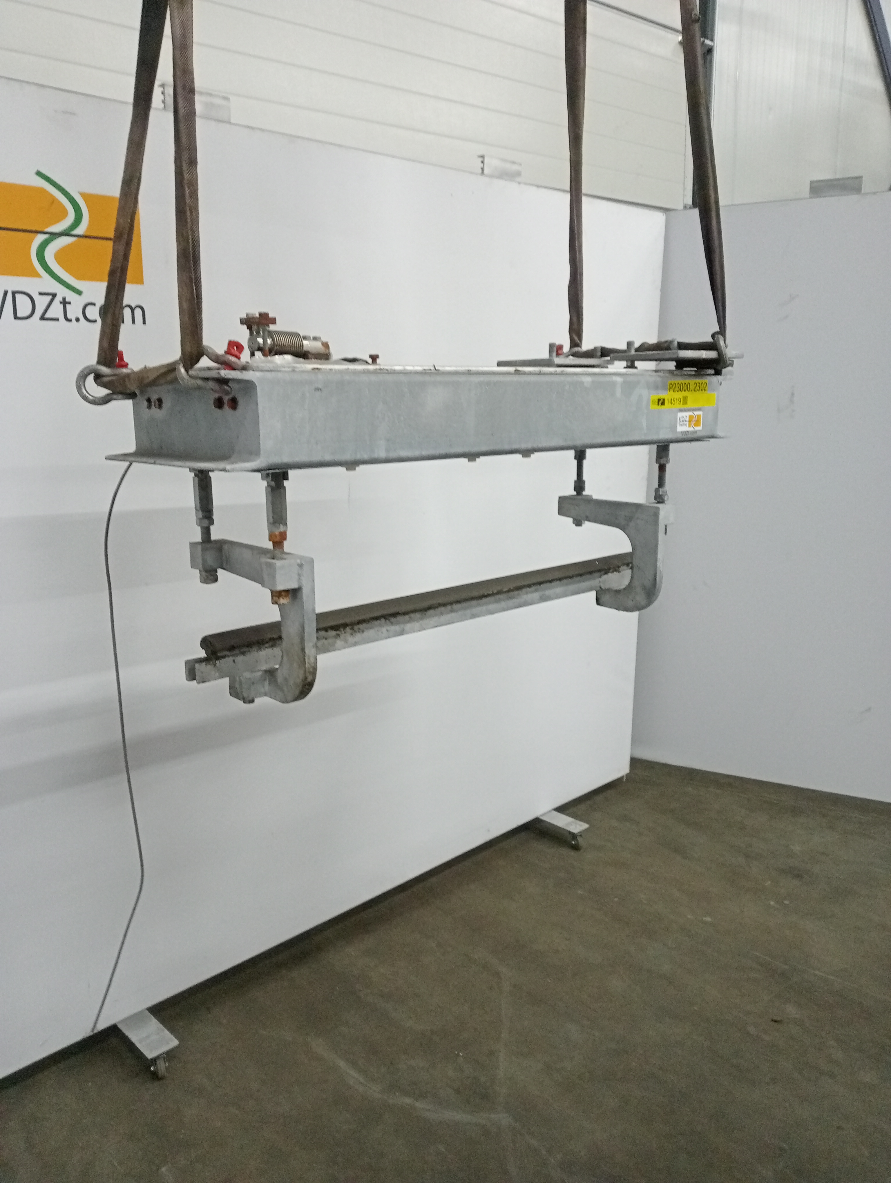 Used Weighing scale with indicator for tube rail