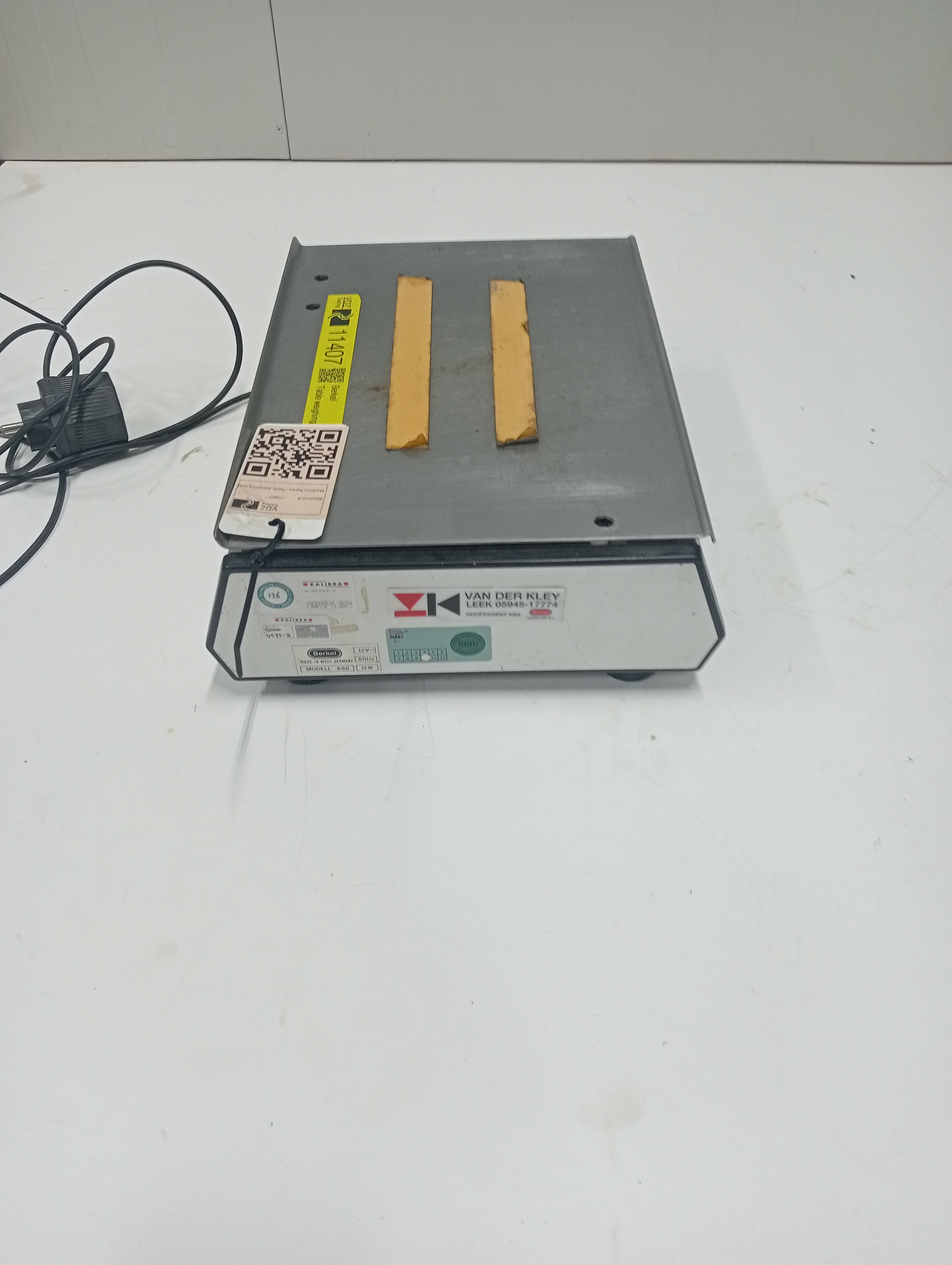 Used Table weighing scale