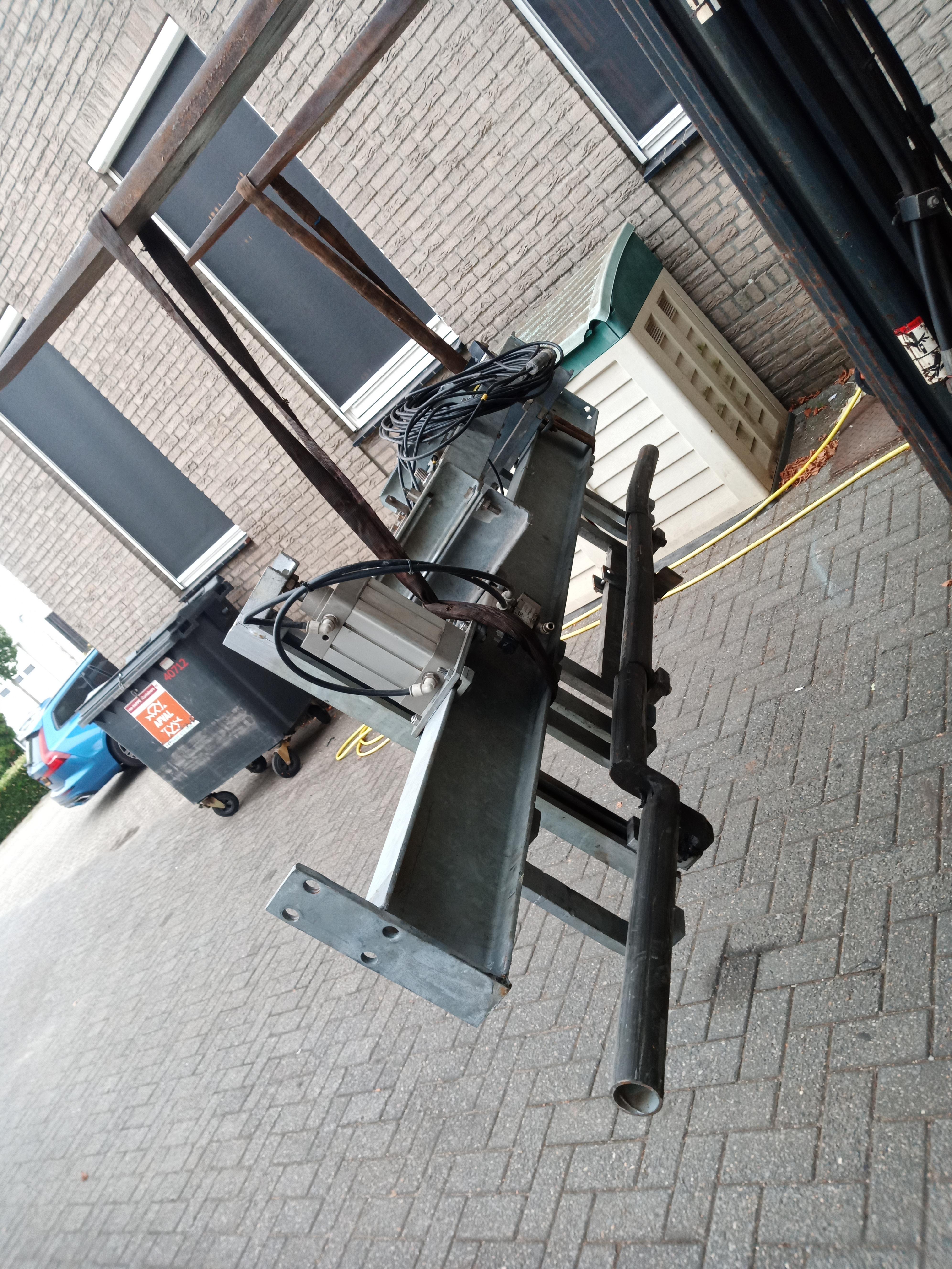 Used Tube weight scale