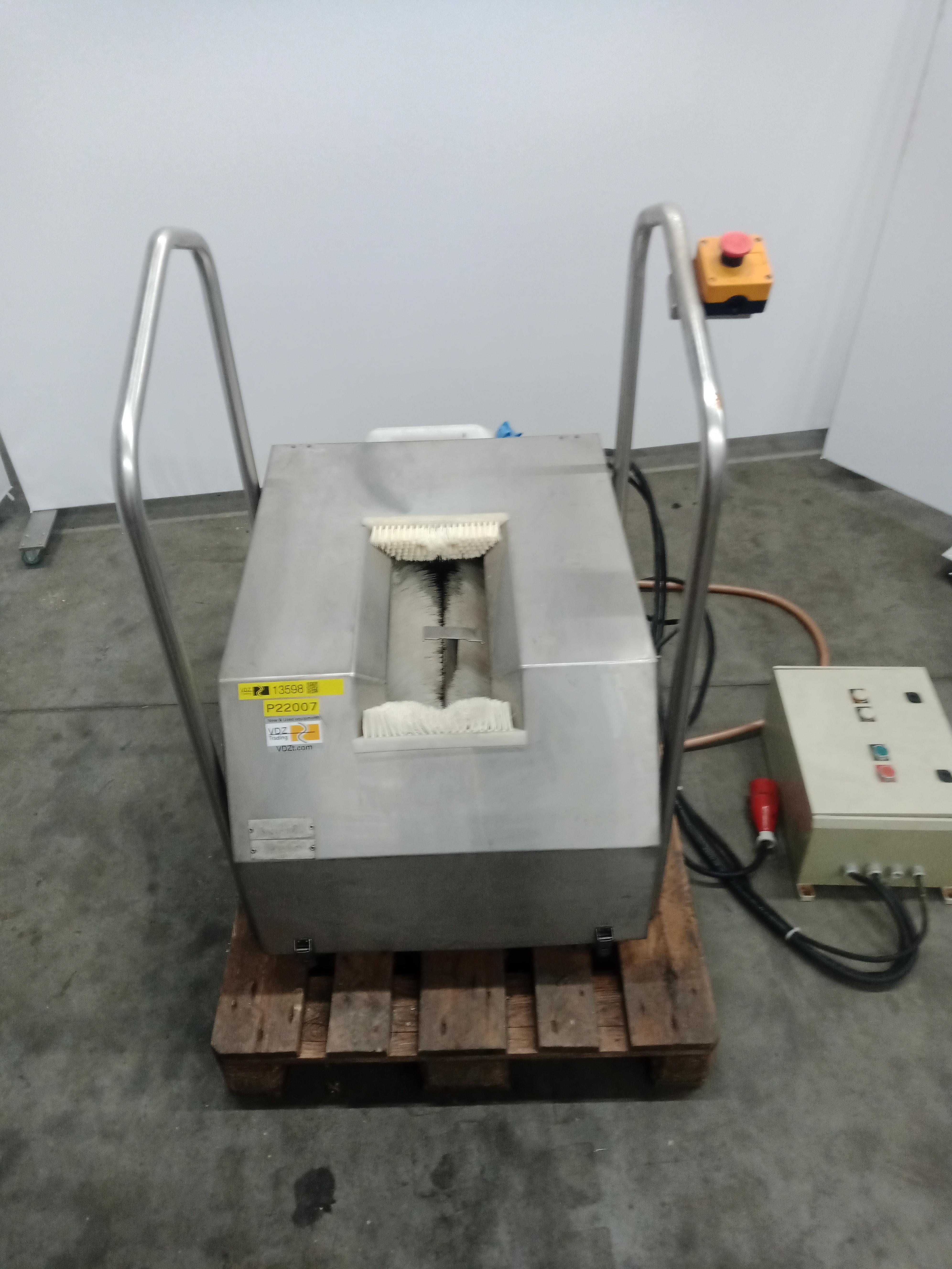 Used Boot washer