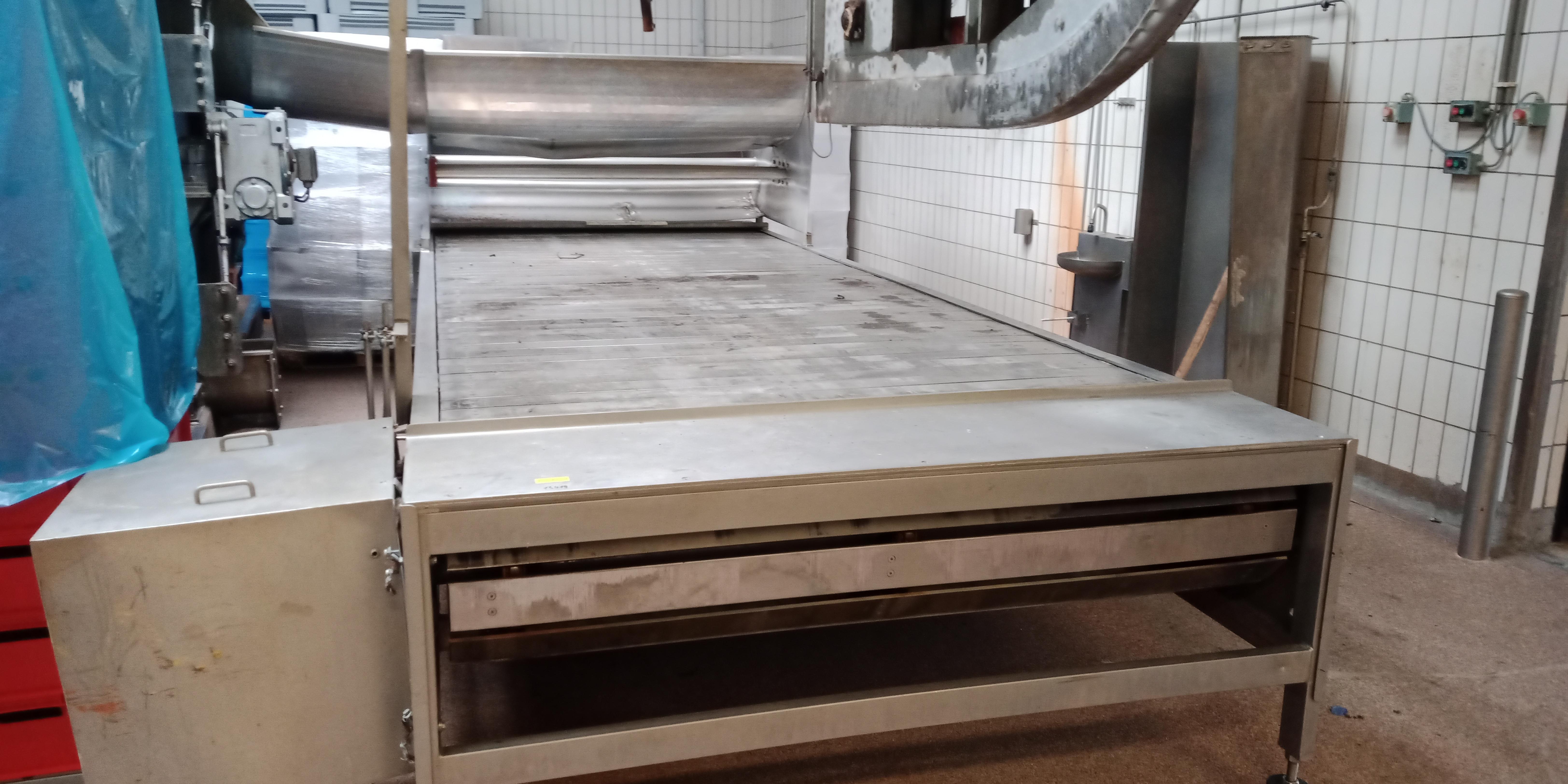 Used Gambrelling table