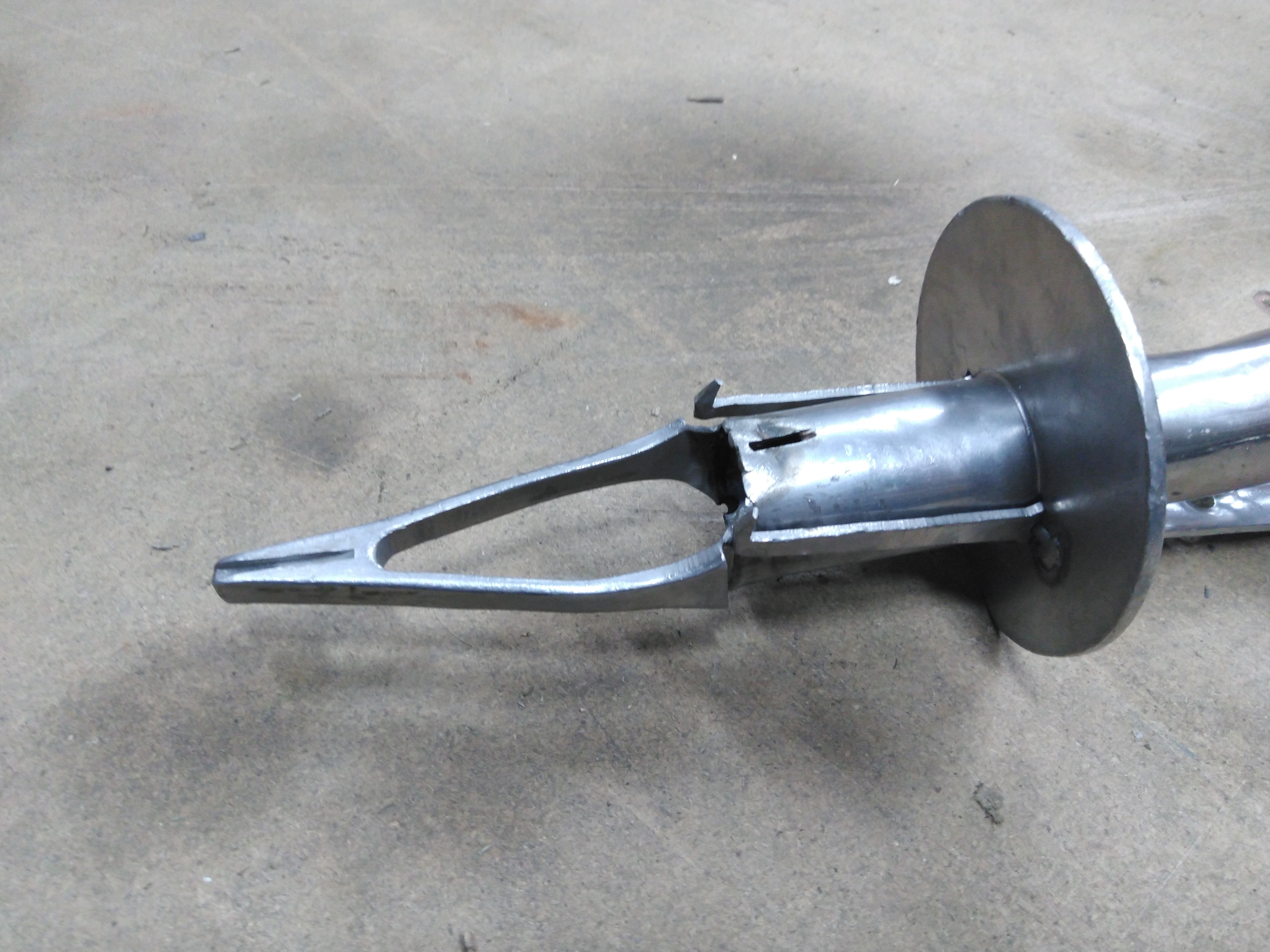 Used Hollow bleeding knife