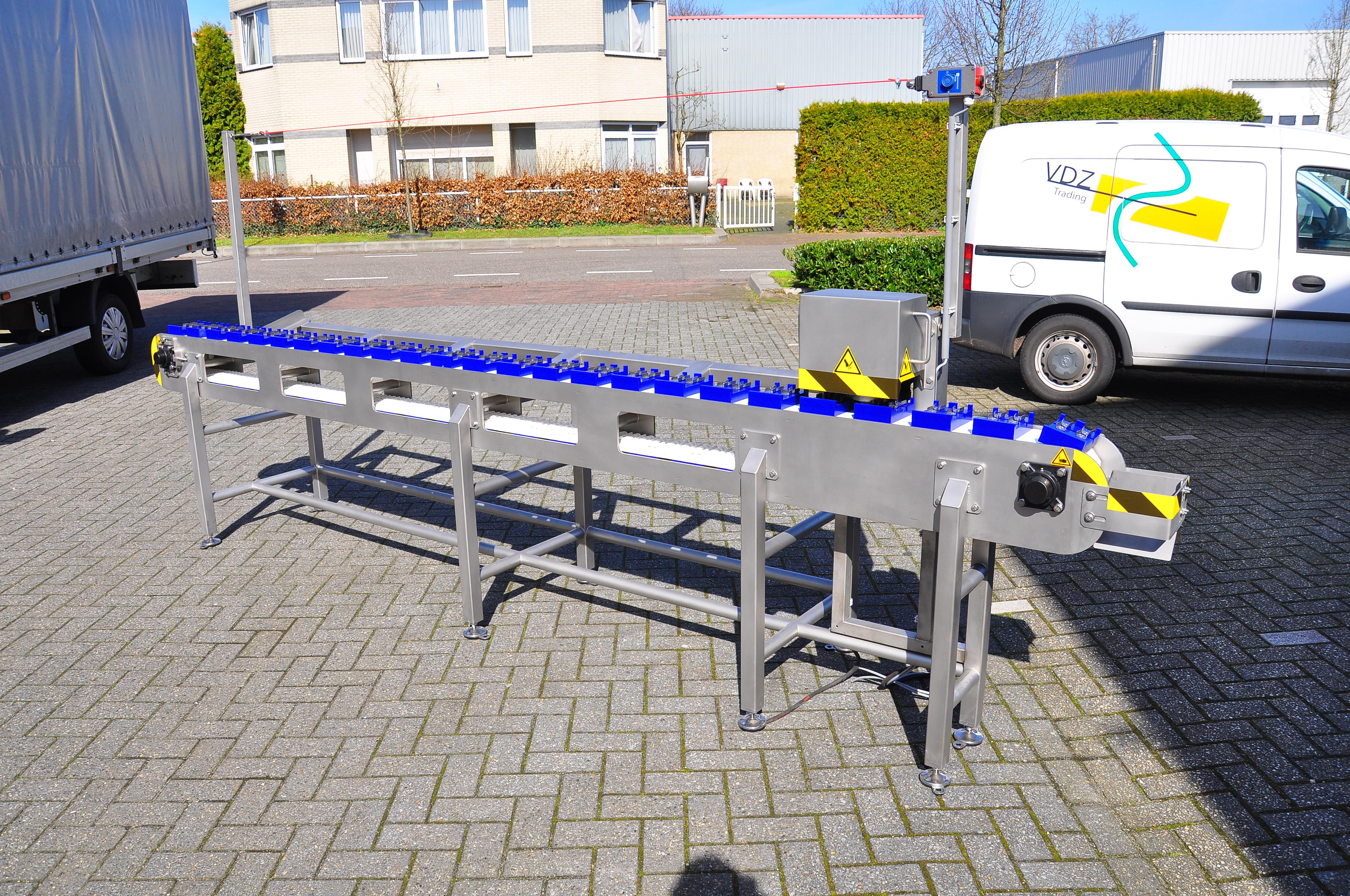 Used Chicken feet cutter