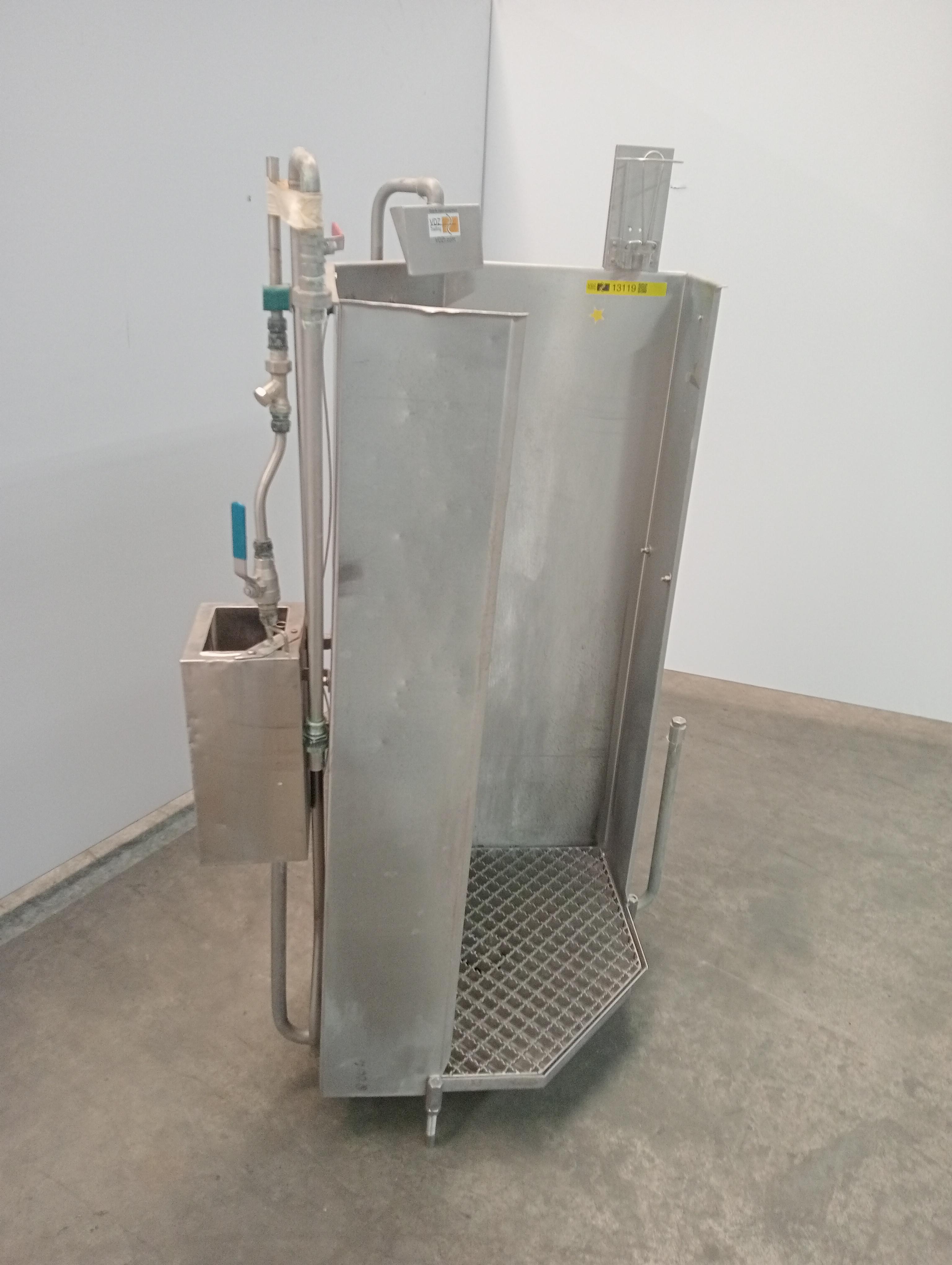 Used Apron washer