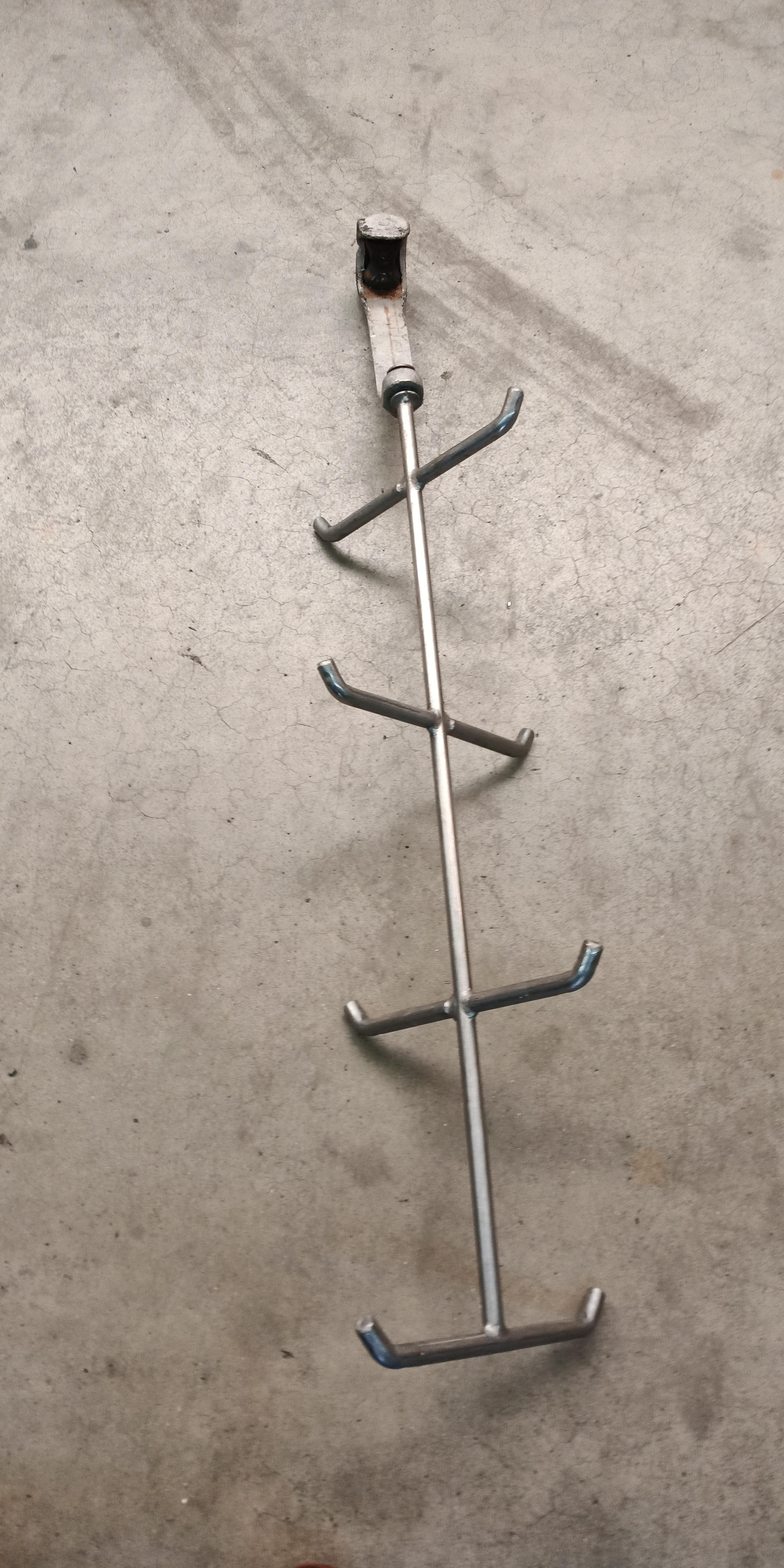 Used Organ hooks
