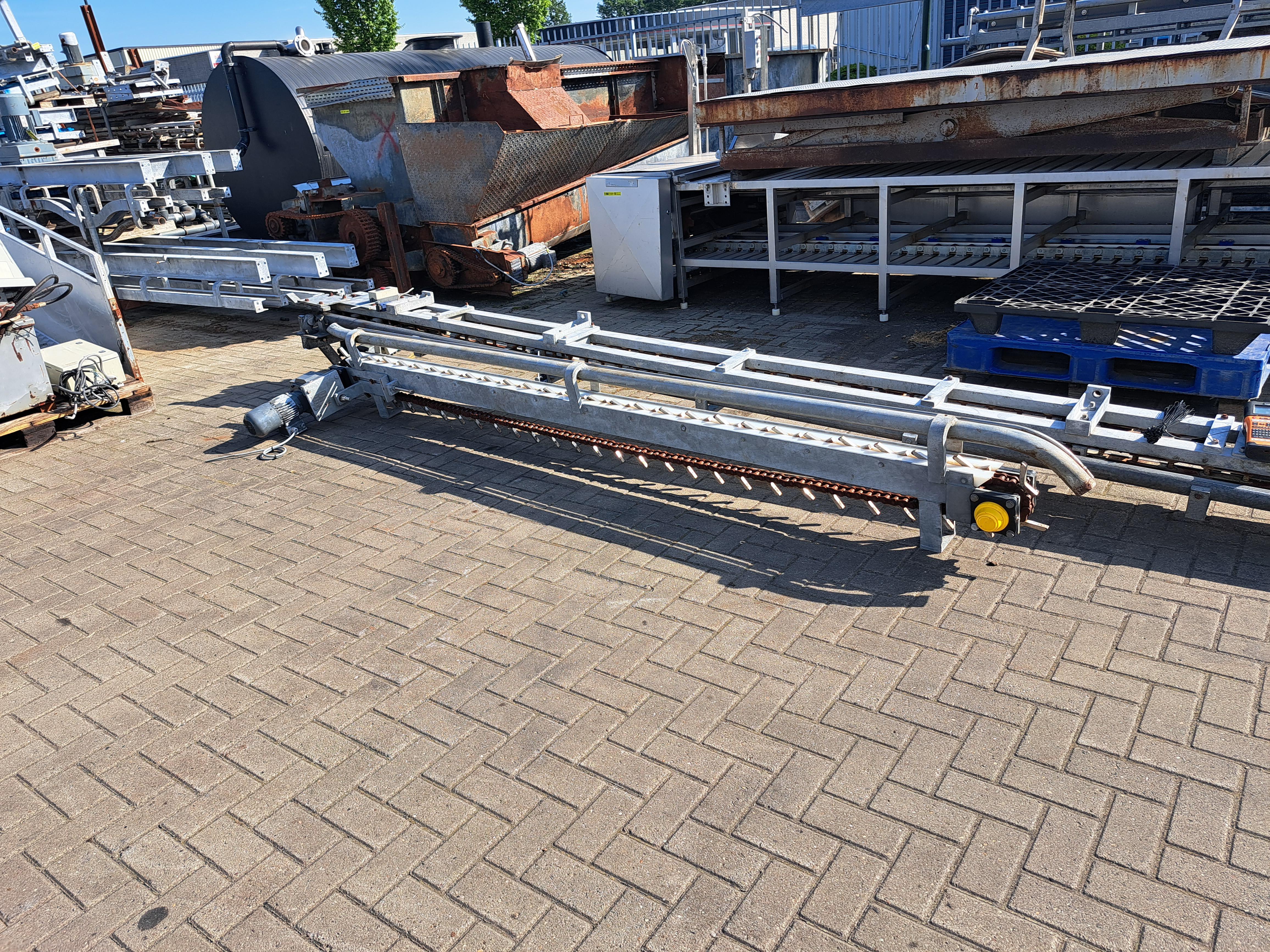 Used Empty hooks conveyor