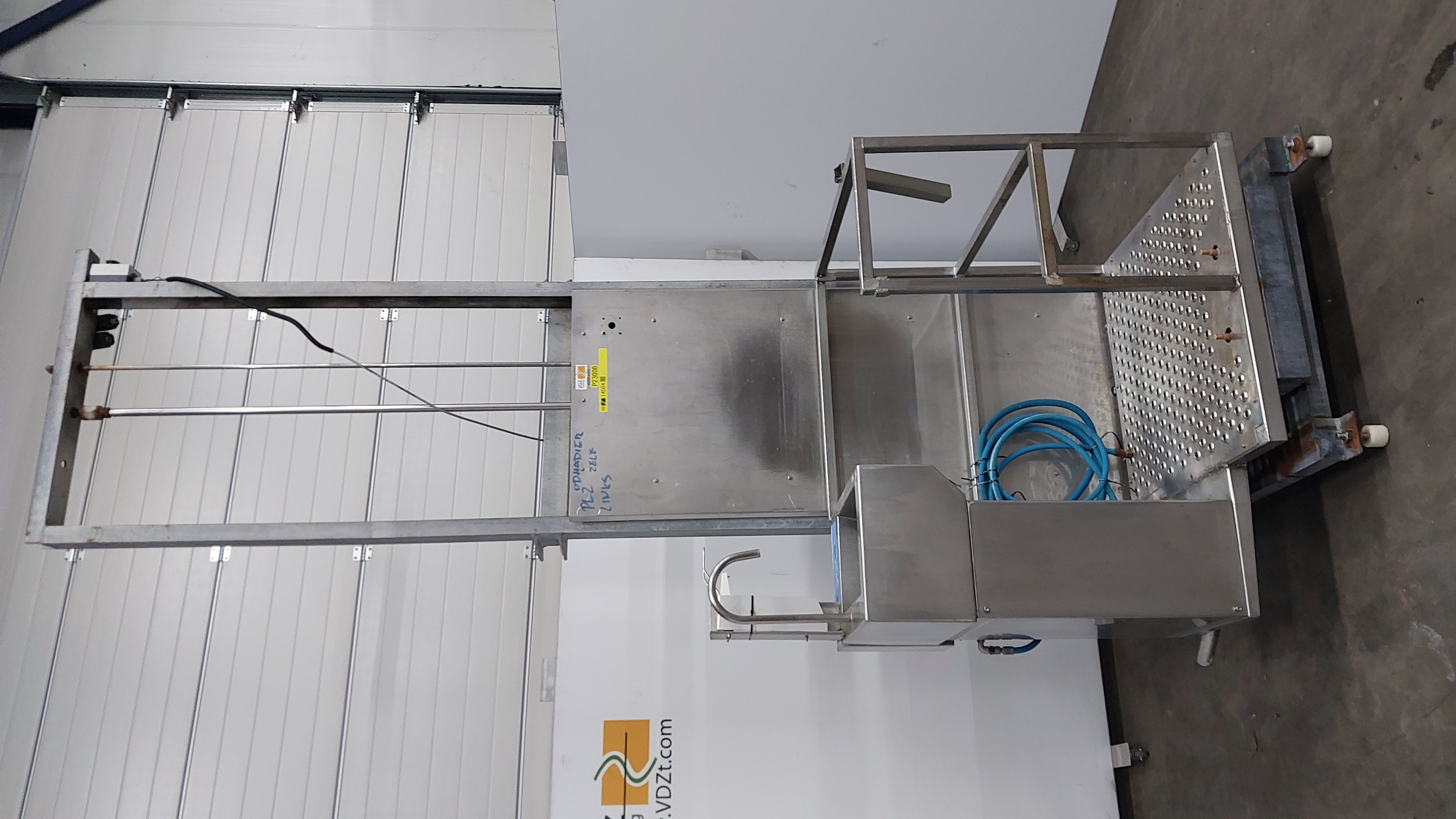 Used Dehiding platform