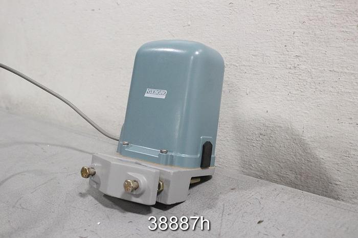 Unused Foxboro 12A Temperature Transmitter, Range 150-350 Fahrenheit #38887