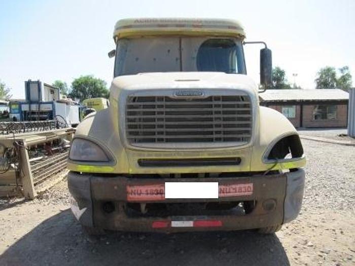 2012 FREIGHTLINER CL 120
