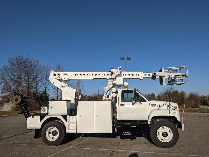 Used Don't miss! 2001 GMC 7500 w/ Telsta T40C Pro Cable Placer Bucket Truck