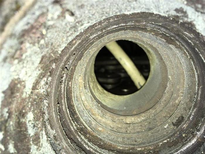 Used Lifting Bell 4-½" BECO Box 6" L - 490200217