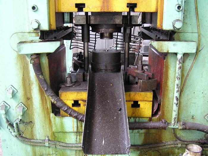 Used Press Knuckle Joint Coining KB8336