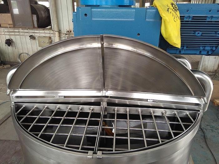 Customized 250 USG jacketed mixing kettle