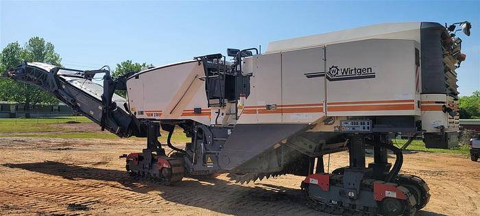 Used 2013 Wirtgen W220