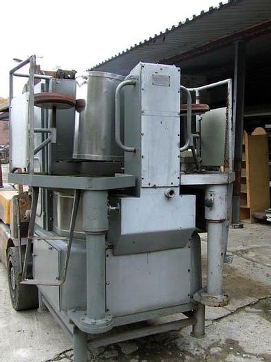 Used Machine for cutting fish and filling Ø 99 mm round cans