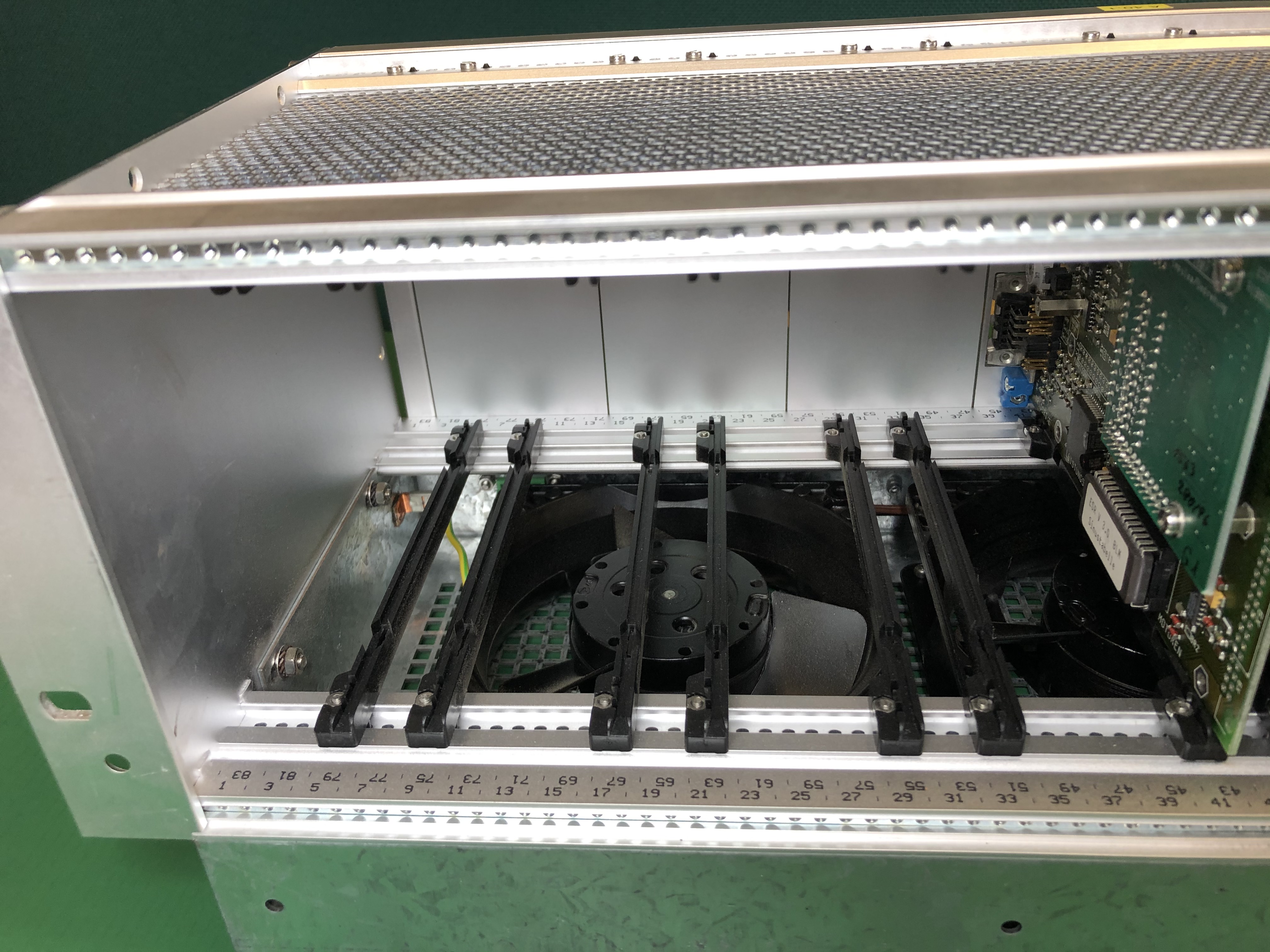 Used ESR POLLMEIER 9135 MODULE RACK WITH MODULES