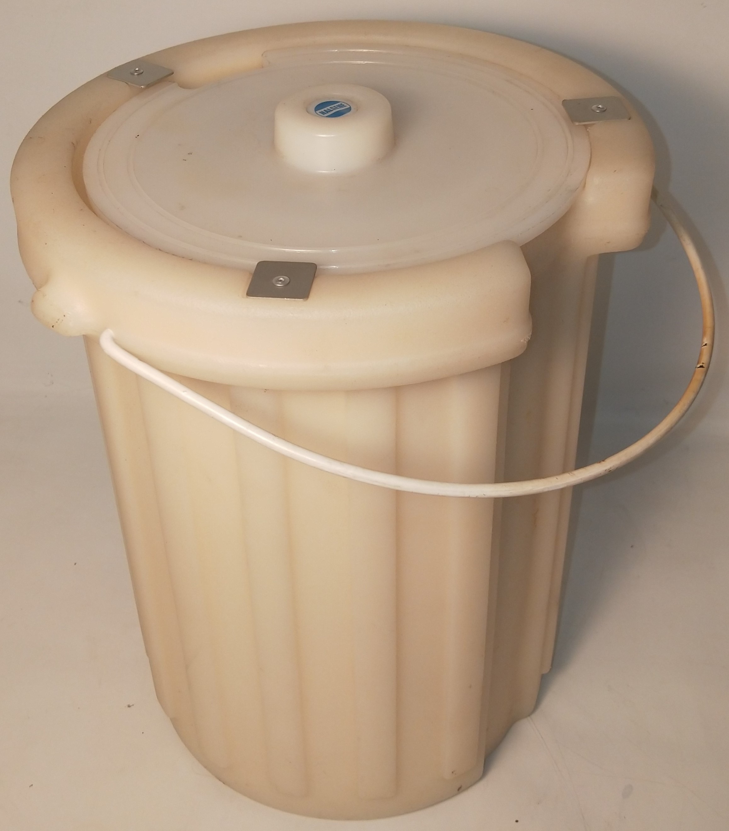 Used Nalgene 41504000 AllPlastic Dewar Flask 4L for Sale at