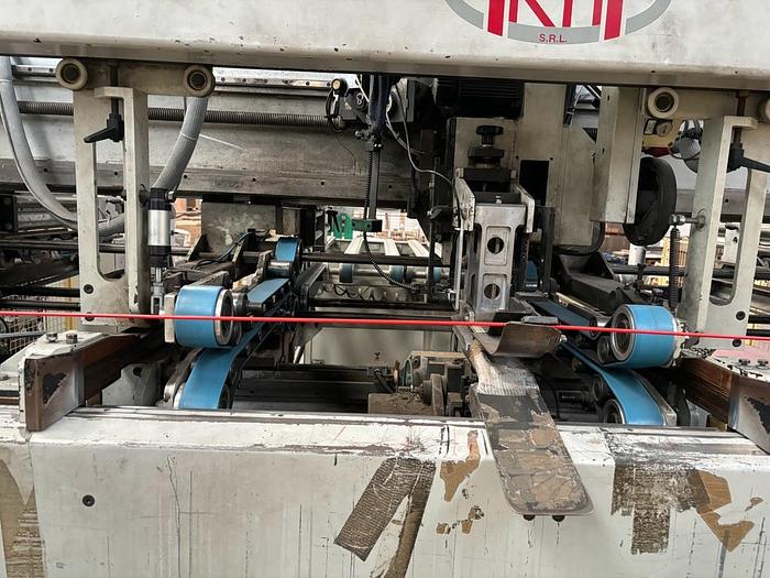 Usato CUCITRICE DUE TESTE