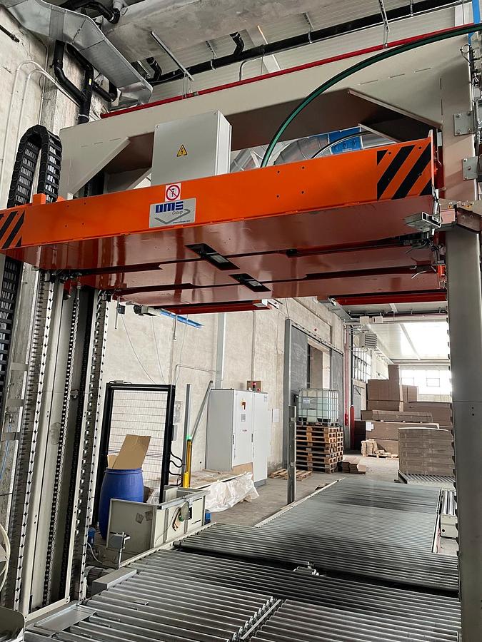 Used Reggiatrice OMS