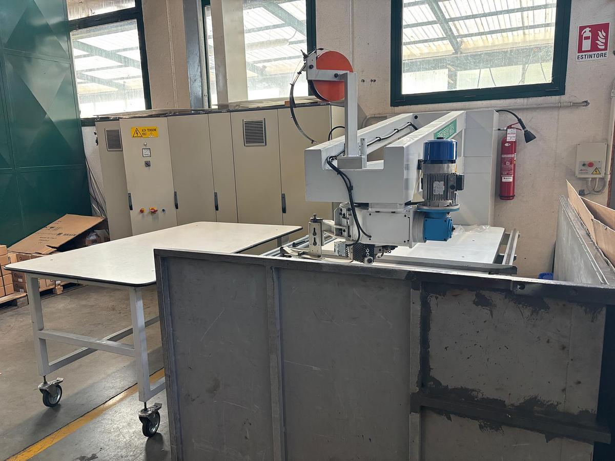 Used 2016 Bizzozero XA325.18