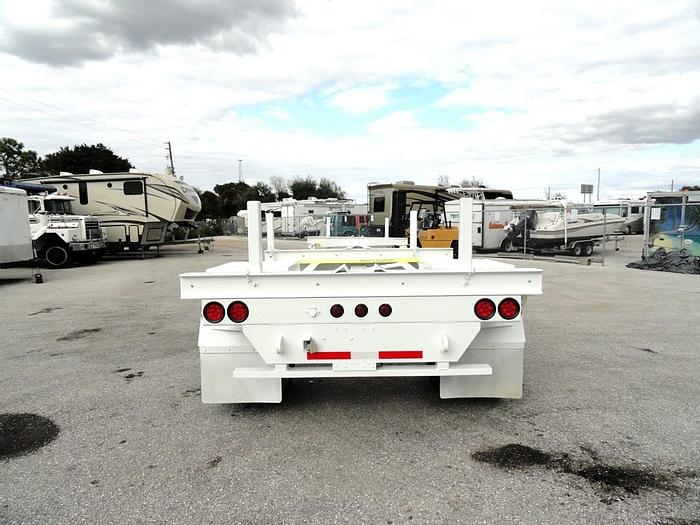 Used Butler 25,000 lb Extendable Utility Pole Trailer - 06135