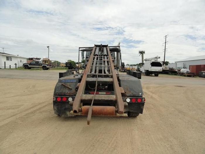 Used 2004 STERLING LT9500