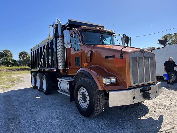 Used 2006 Kenworth T800 Tri-Axle Dump Truck #5608