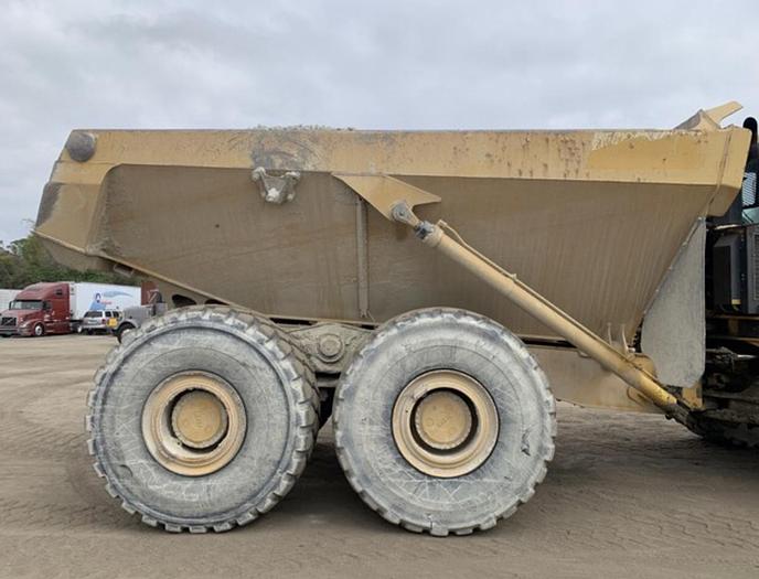 Used Off Road articulated Dump Truck
