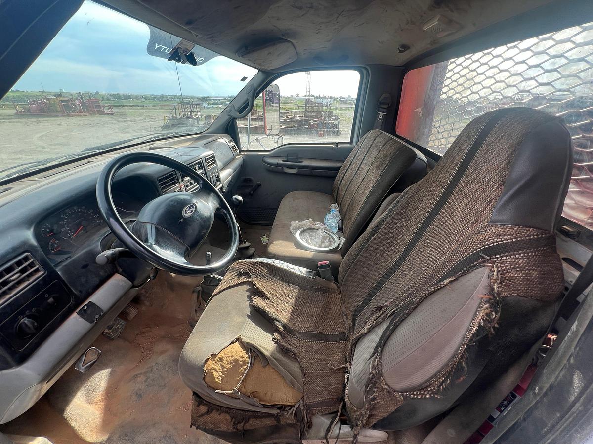 Used 2008 FORD F-650 SUPER DUTY TRUCK WITH TOOL BED
