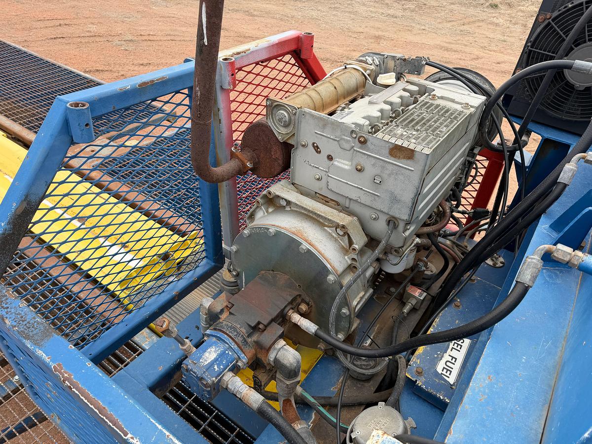 Used FORUM TRAILER MTD. 40' HYD. PIPE HANDLER