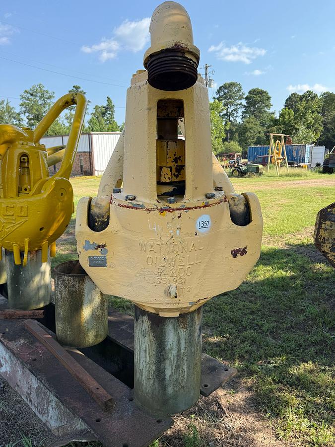Used NATIONAL P200 200-TON 4-1/2” REG BOX ROTARY SWIVEL