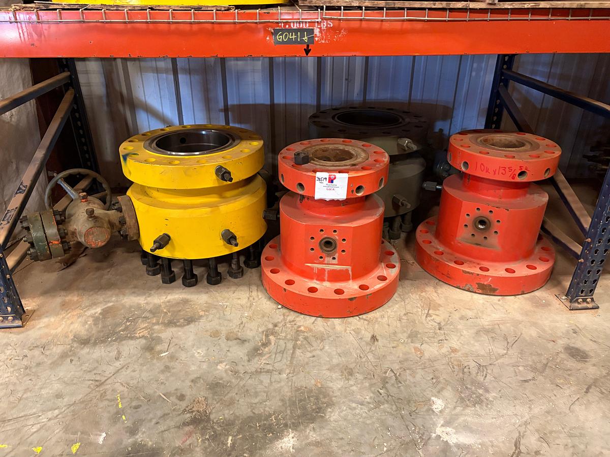 Used (2) 7-1/16” & (2) 13-5/8” Braden heads w/ (2) 2-1/16” 5m gate valves