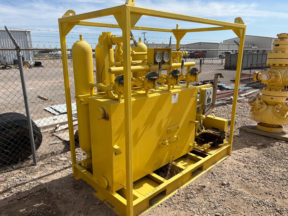 Used Meyer 4-station closing unit, skidded